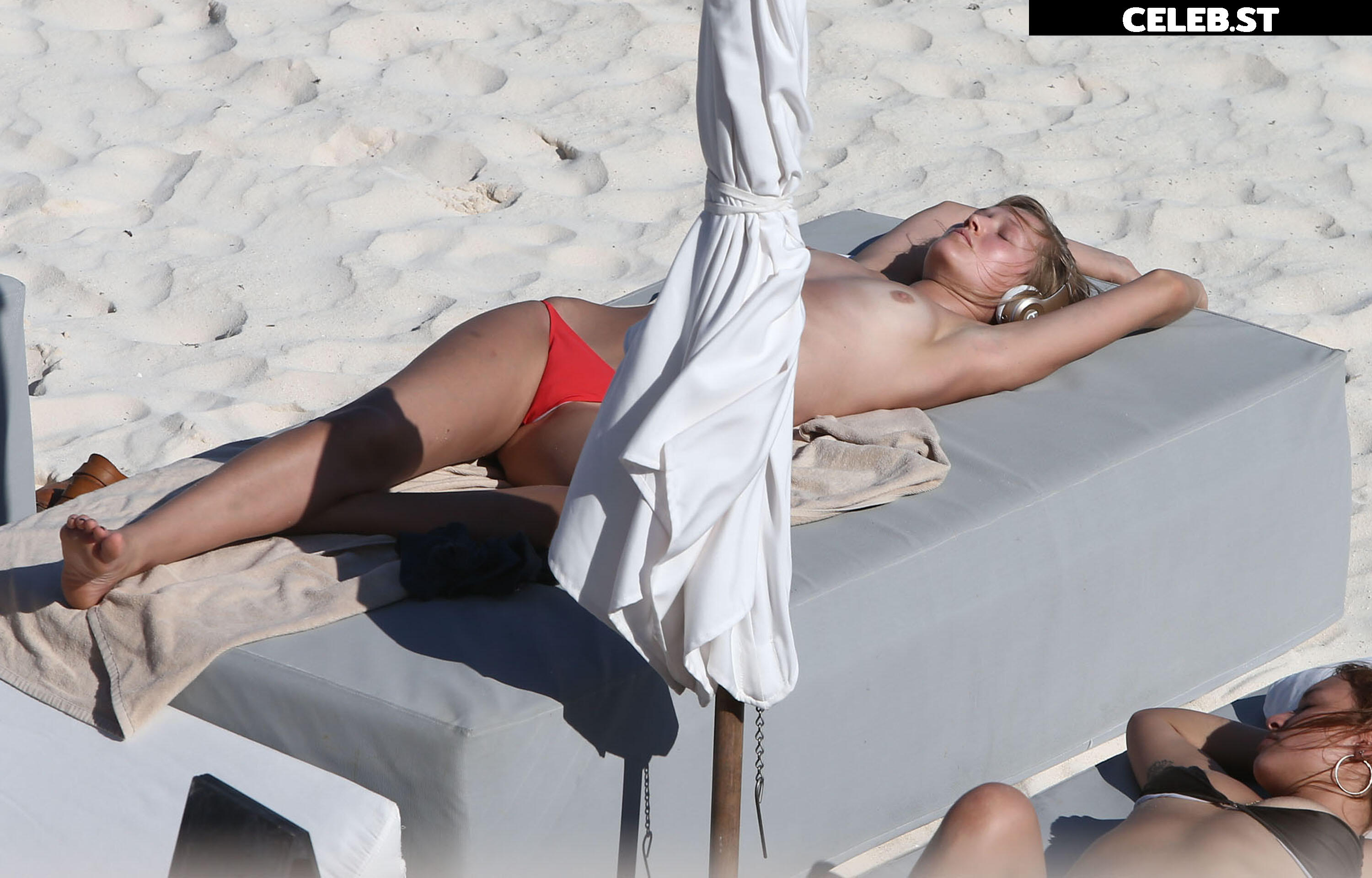 Toni Garrn Image 2999296