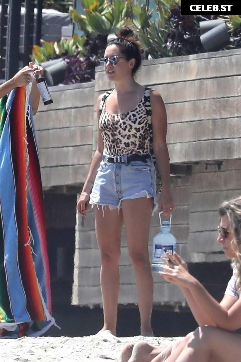 Ashley Tisdale Image 2978119