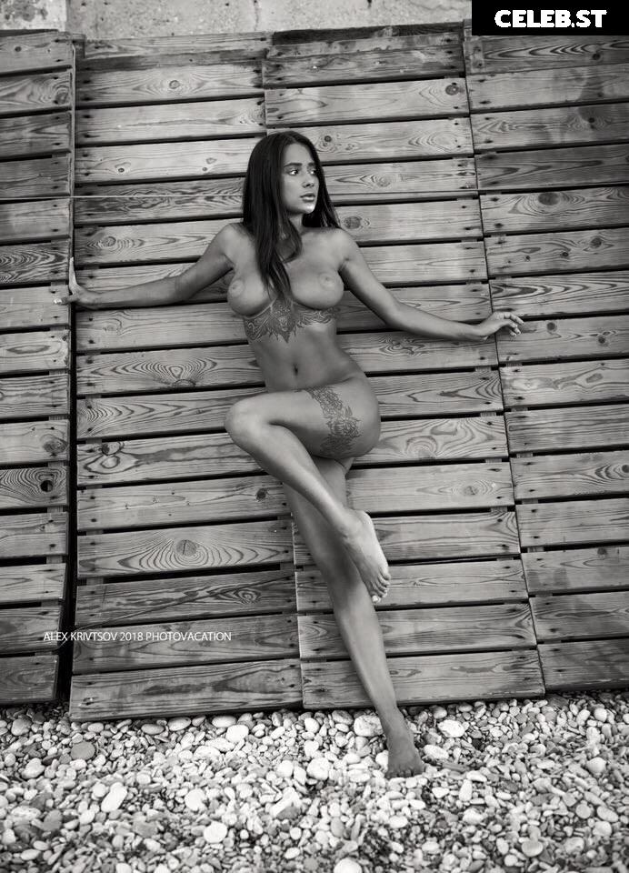 Liya Silver Image 2978361