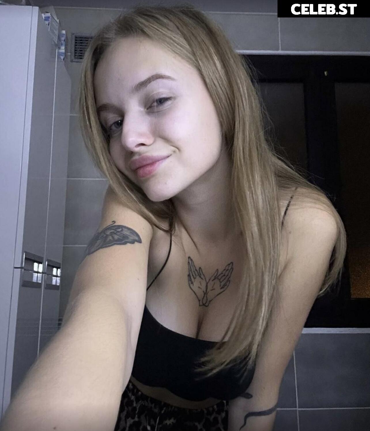 Valerie Flor Image 295676