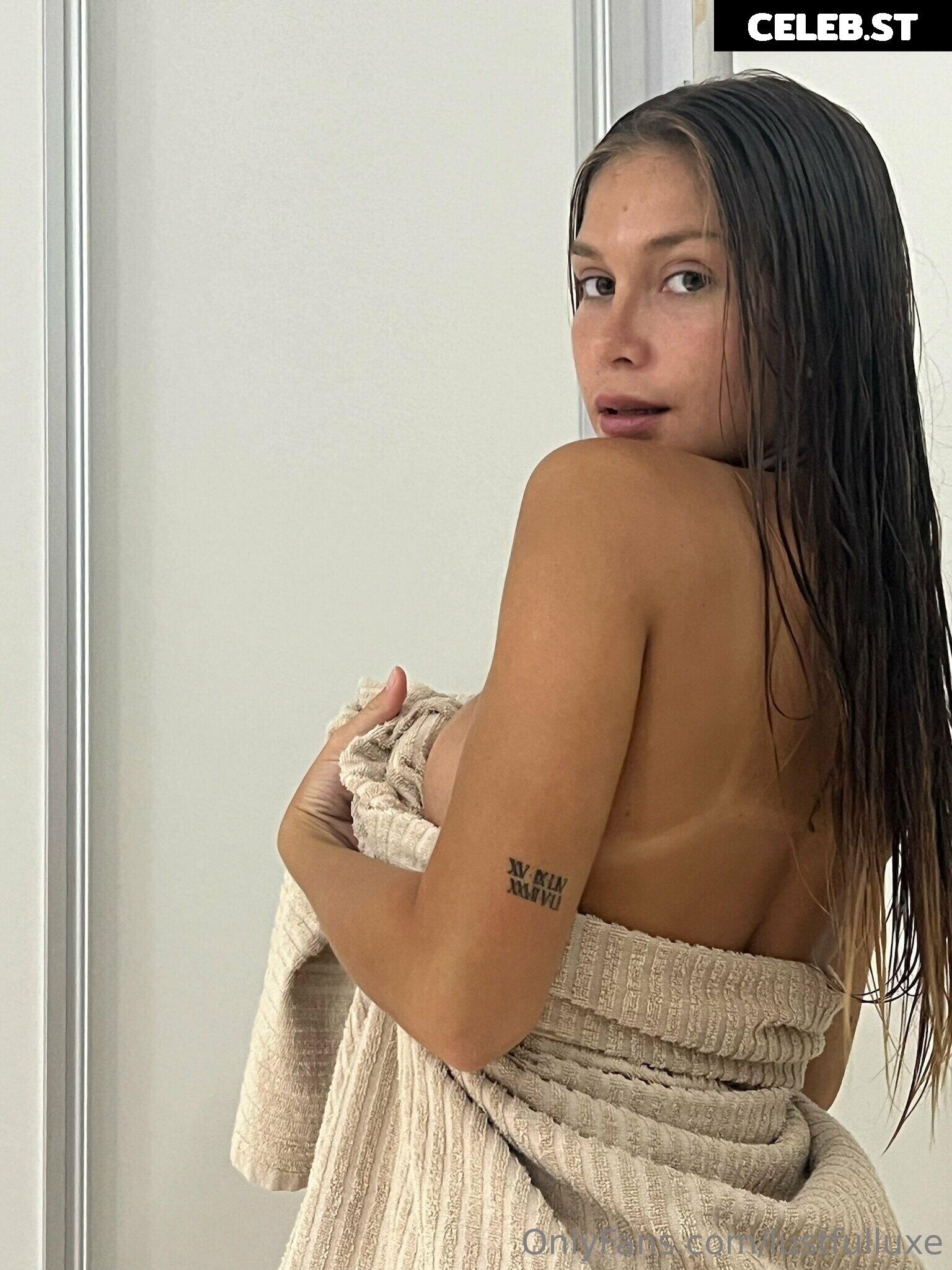 Sophia Rouge Image 2935