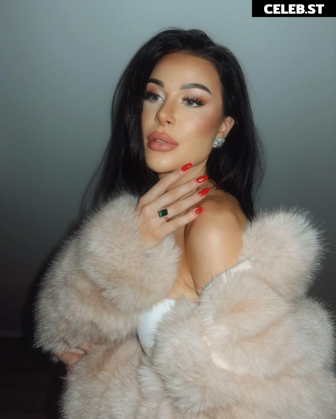 Lisa Weinberger Image 2935823