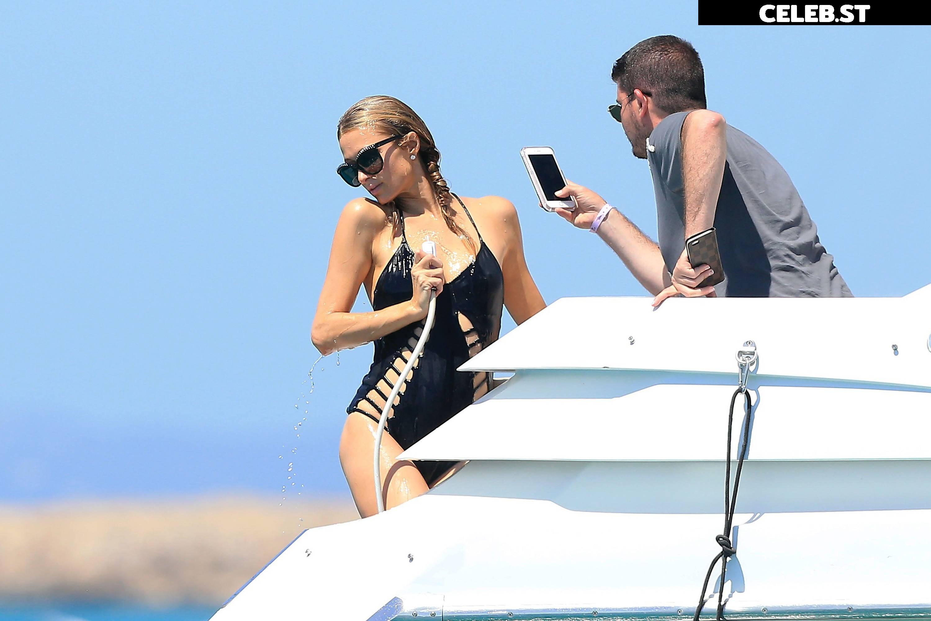 Paris Hilton Image 2931842