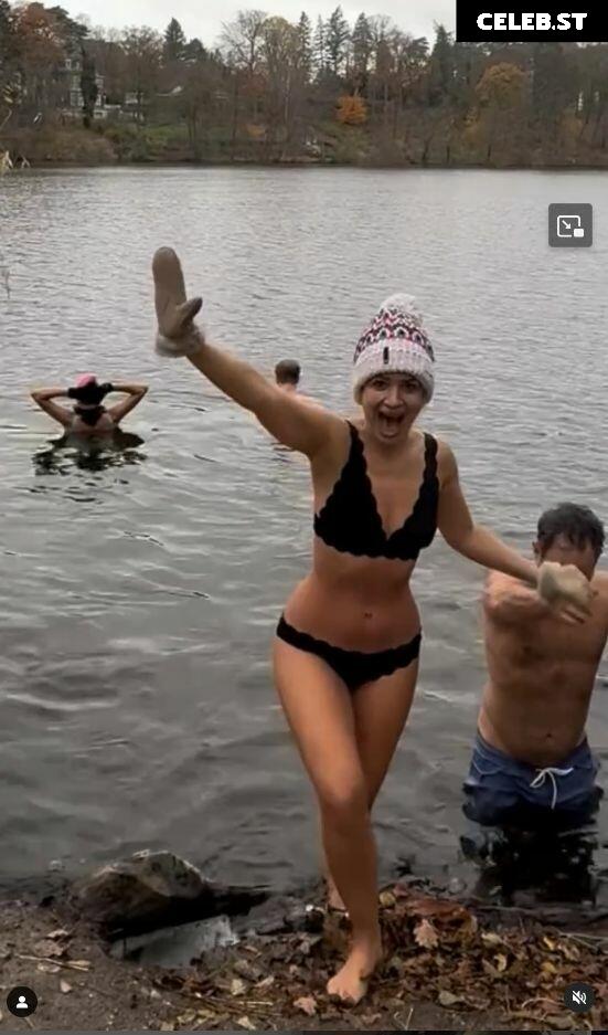 Susan Sideropoulos Image 2932102