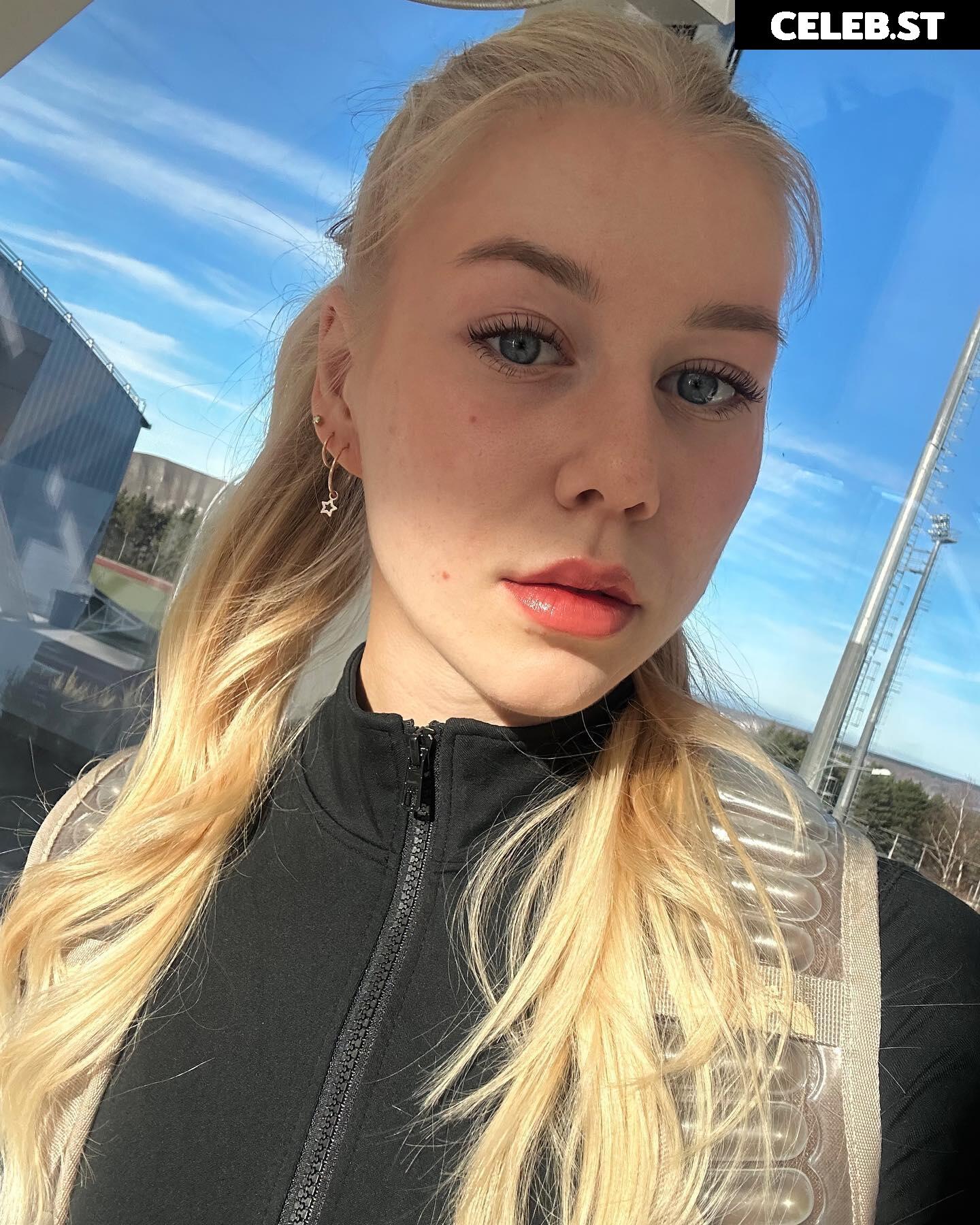 Polina Parfenenko Image 2920732