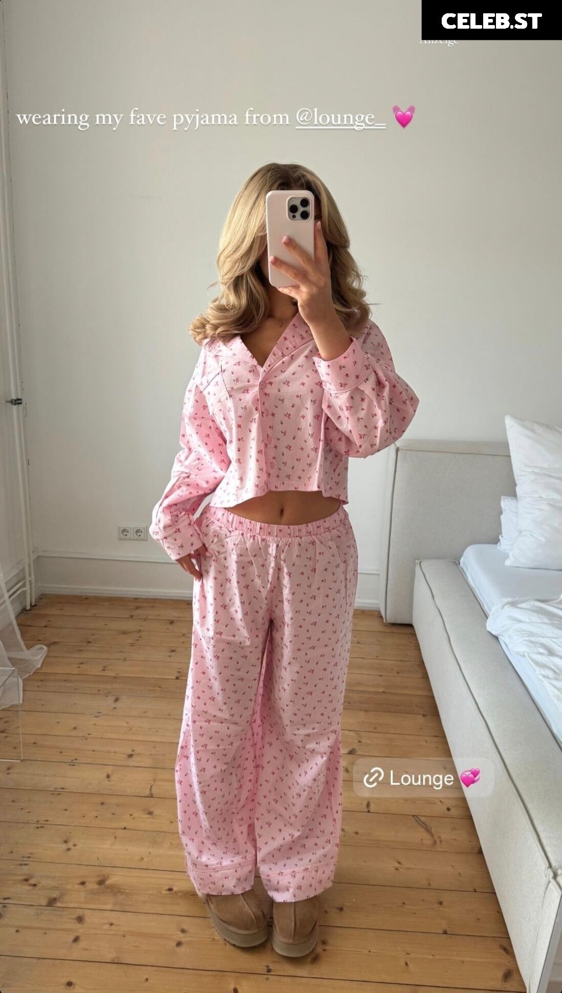 Theresaxre Image 2920036