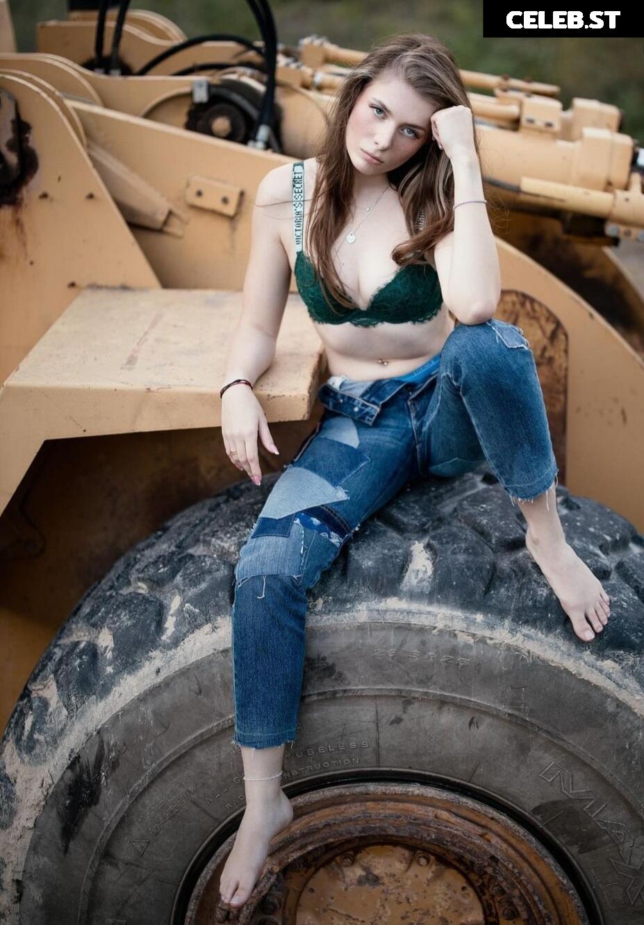 jamieleelola Image 2914539