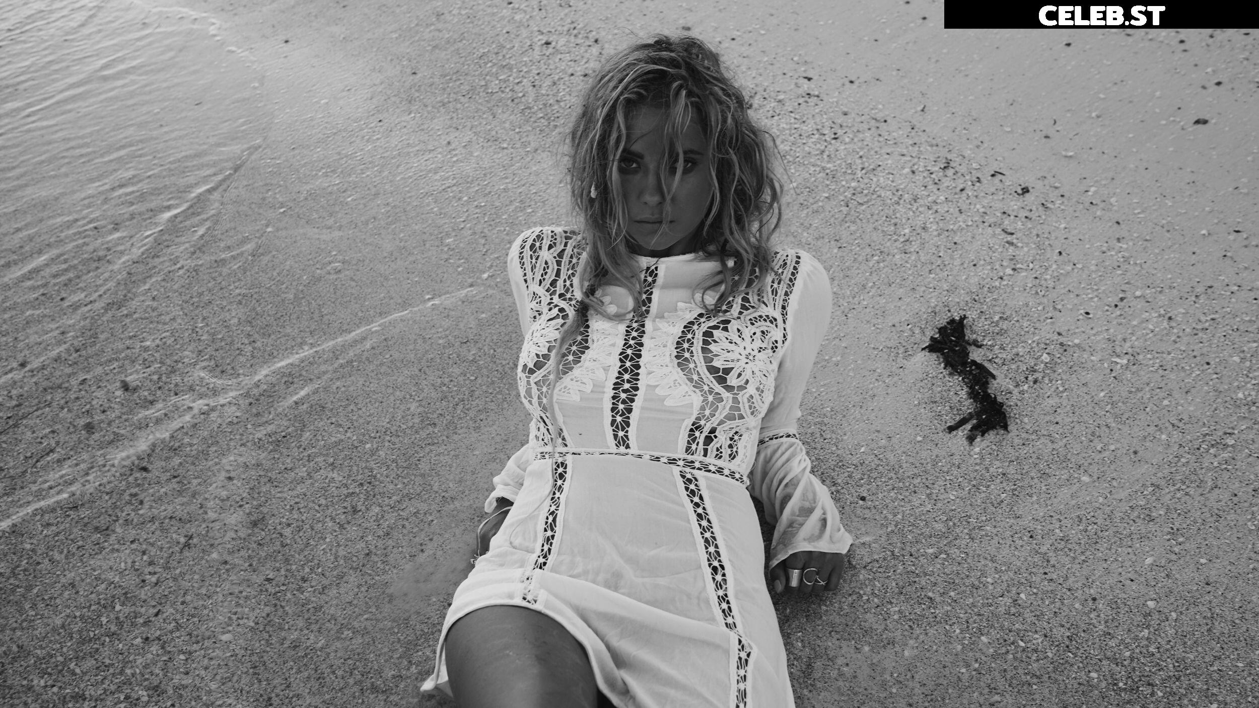 Ashley Benson Image 2912561