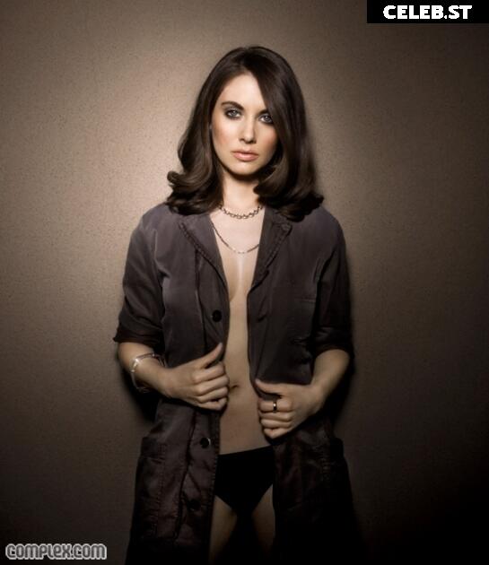 Alison Brie Image 2913325