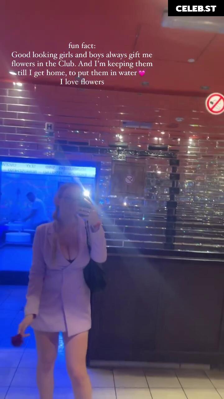 Ema.santi Image 24962207