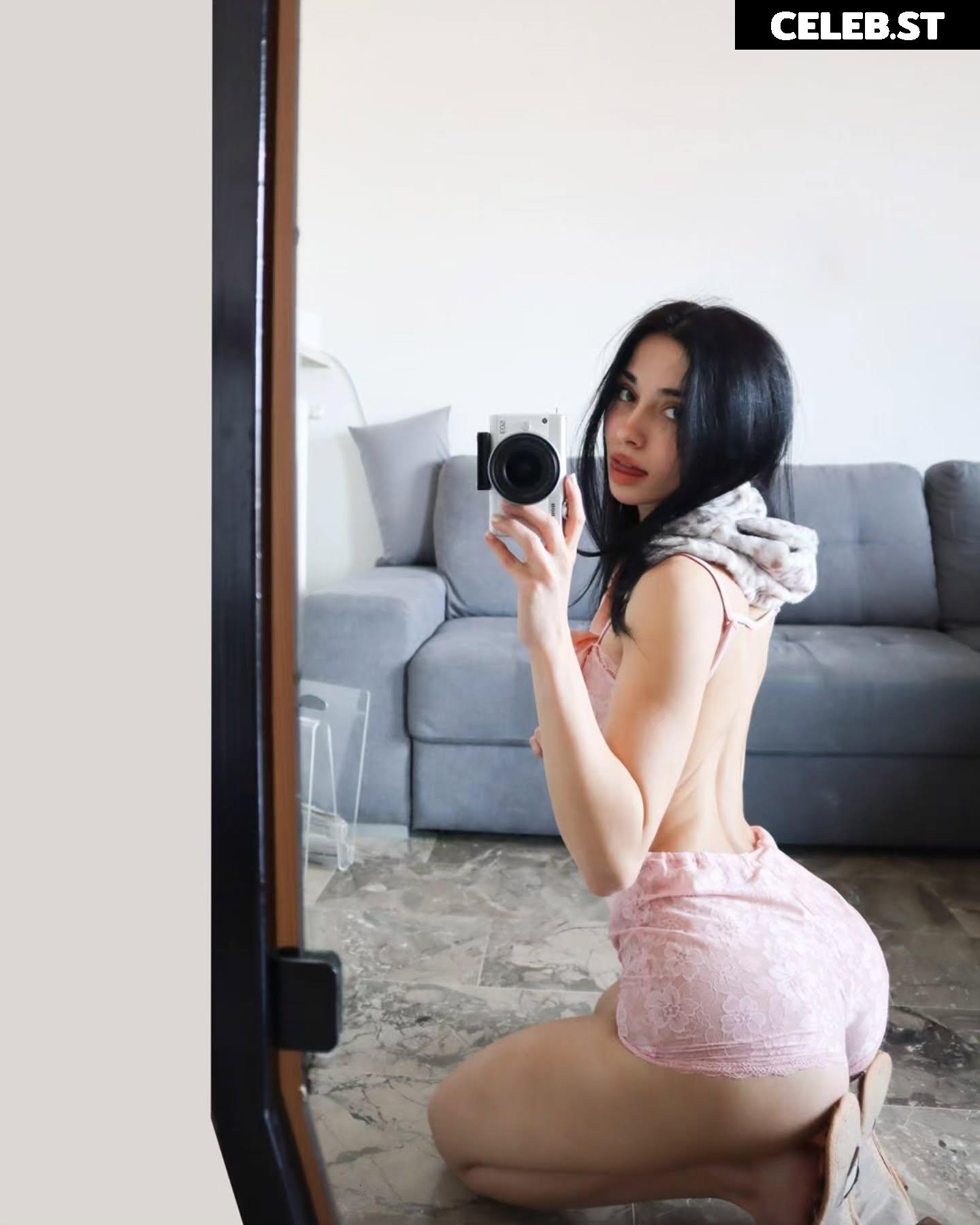 Lucrelisa - la.vica_ (twins) Image 24916481