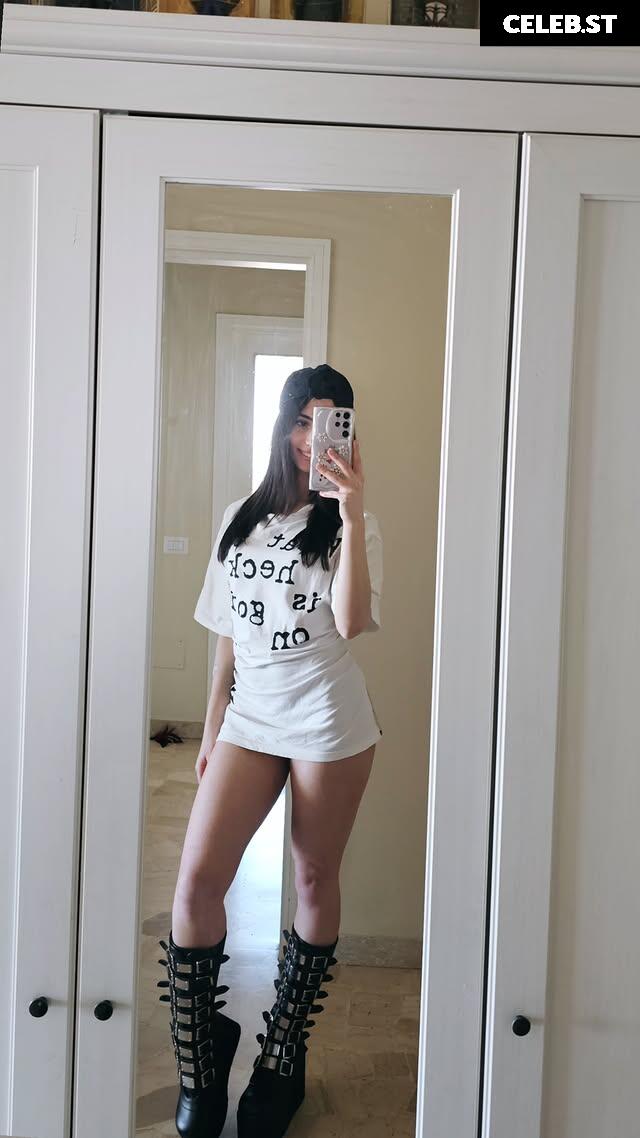 Lucrelisa - la.vica_ (twins) Image 24916436
