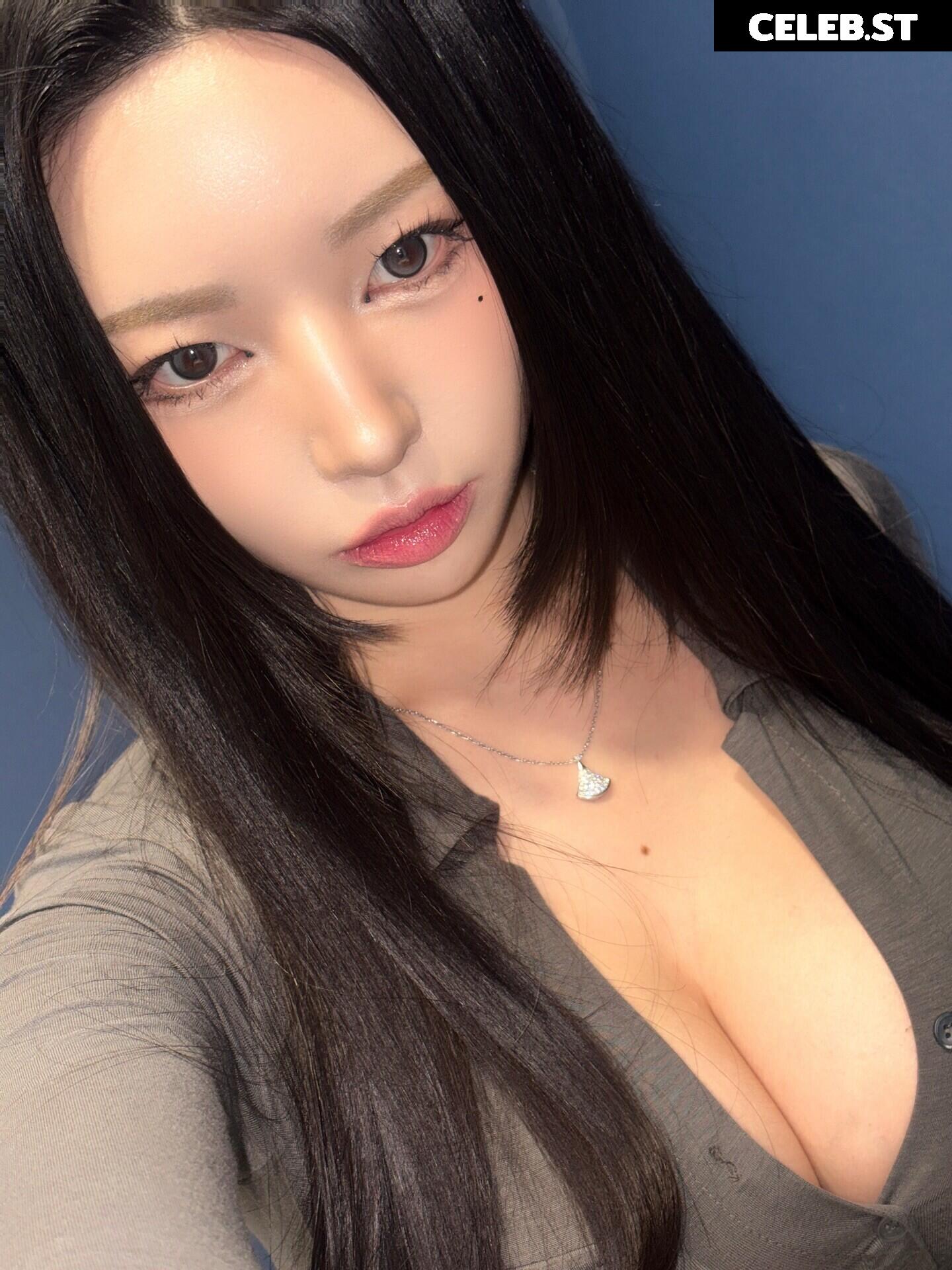 h___rvn | rvn1015 | 동그란 | Dongeuran Image 24925950