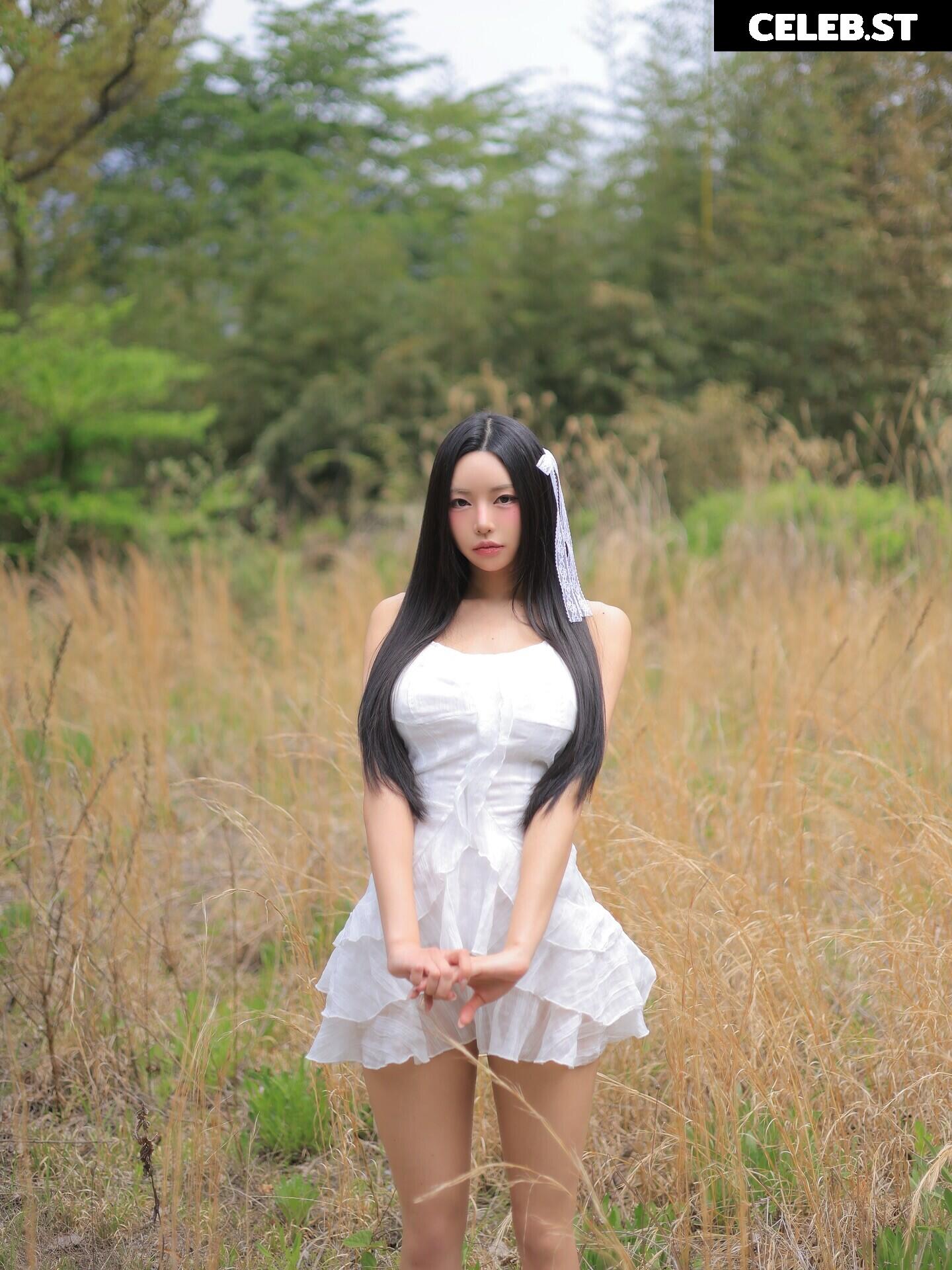 h___rvn | rvn1015 | 동그란 | Dongeuran Image 24925977