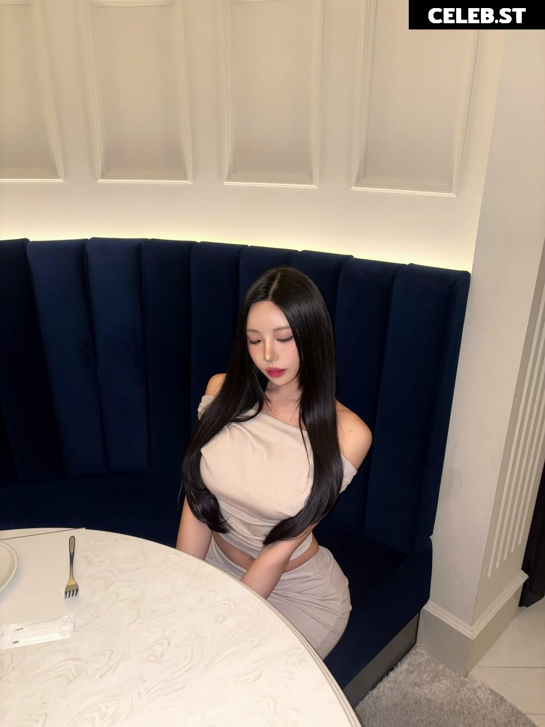h___rvn | rvn1015 | 동그란 | Dongeuran Image 24925866