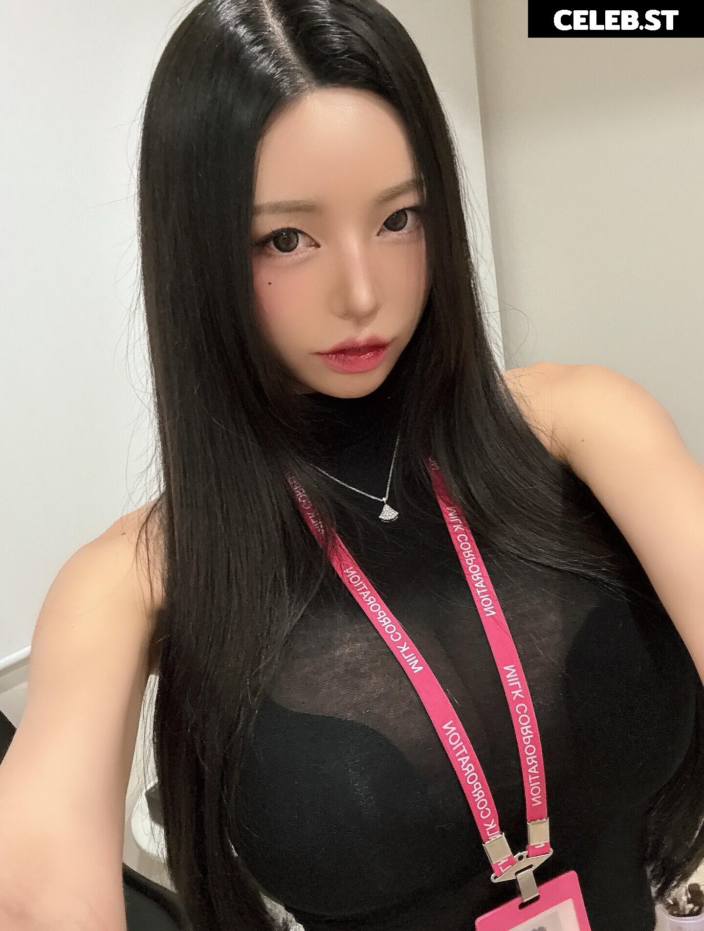 h___rvn | rvn1015 | 동그란 | Dongeuran Image 24927489