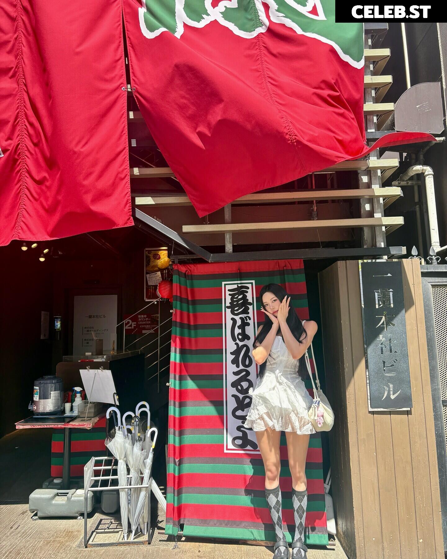 h___rvn | rvn1015 | 동그란 | Dongeuran Image 24927477