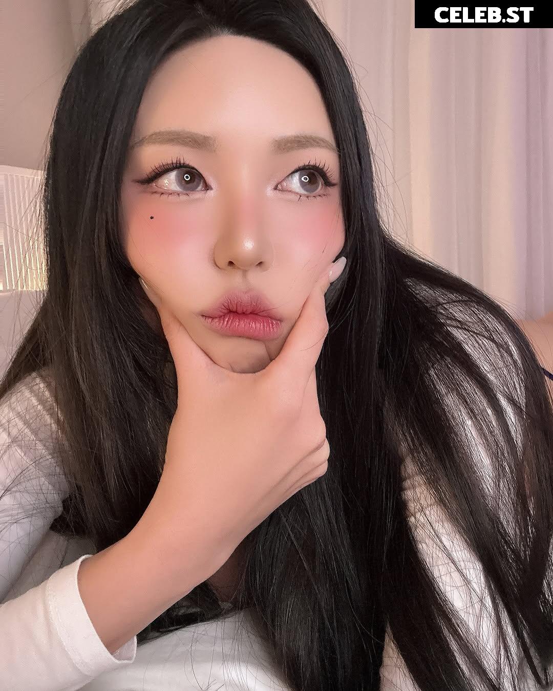 h___rvn | rvn1015 | 동그란 | Dongeuran Image 24927326