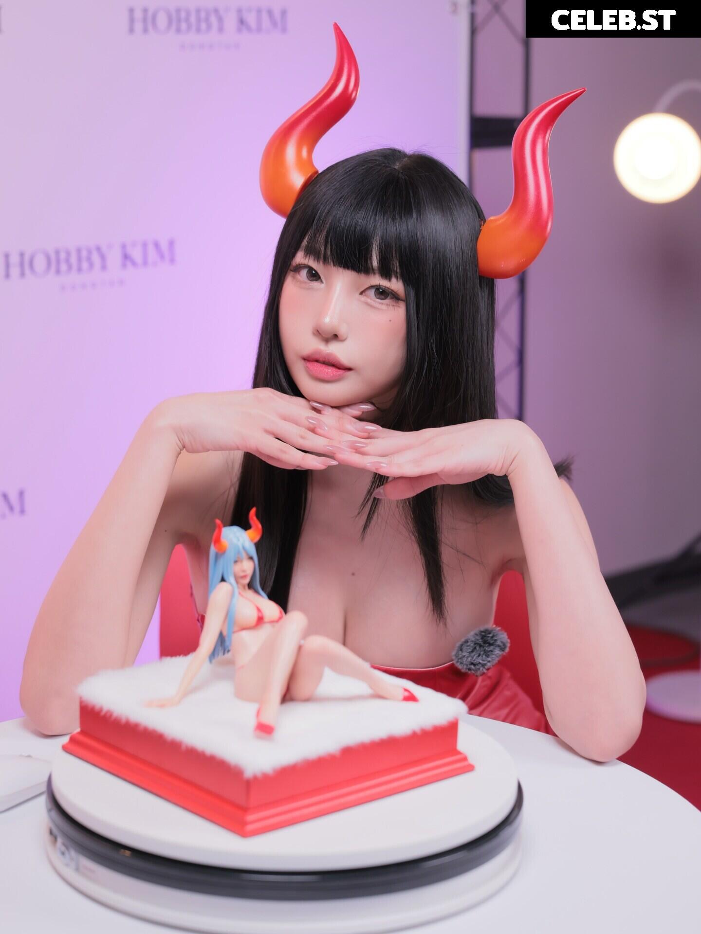 h___rvn | rvn1015 | 동그란 | Dongeuran Image 24926409