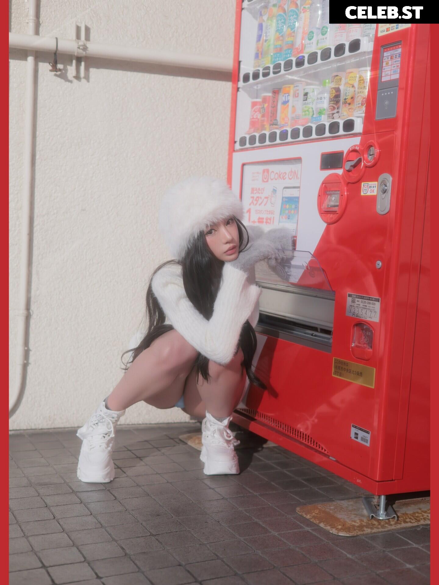 h___rvn | rvn1015 | 동그란 | Dongeuran Image 24926432