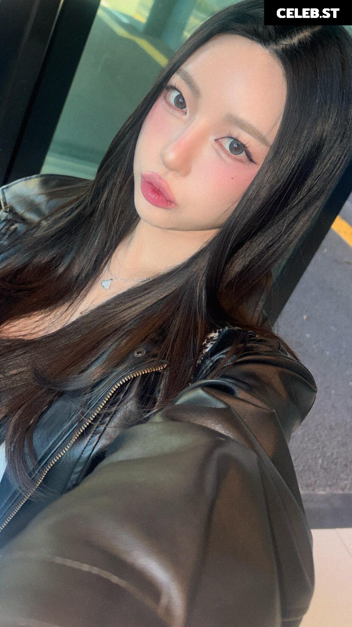 h___rvn | rvn1015 | 동그란 | Dongeuran Image 24926733