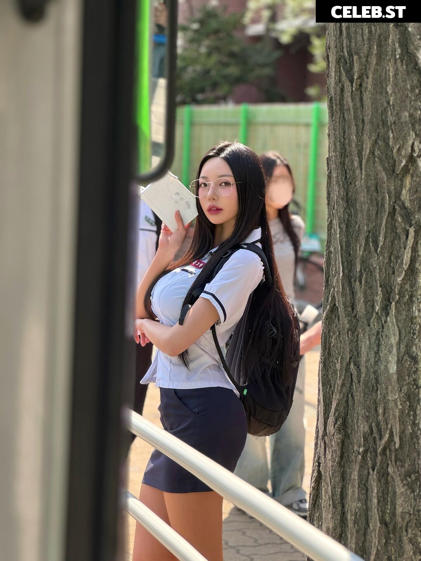 h___rvn | rvn1015 | 동그란 | Dongeuran Image 24926013