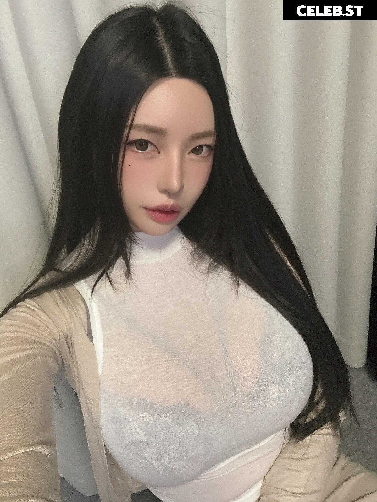 h___rvn | rvn1015 | 동그란 | Dongeuran Image 24926322