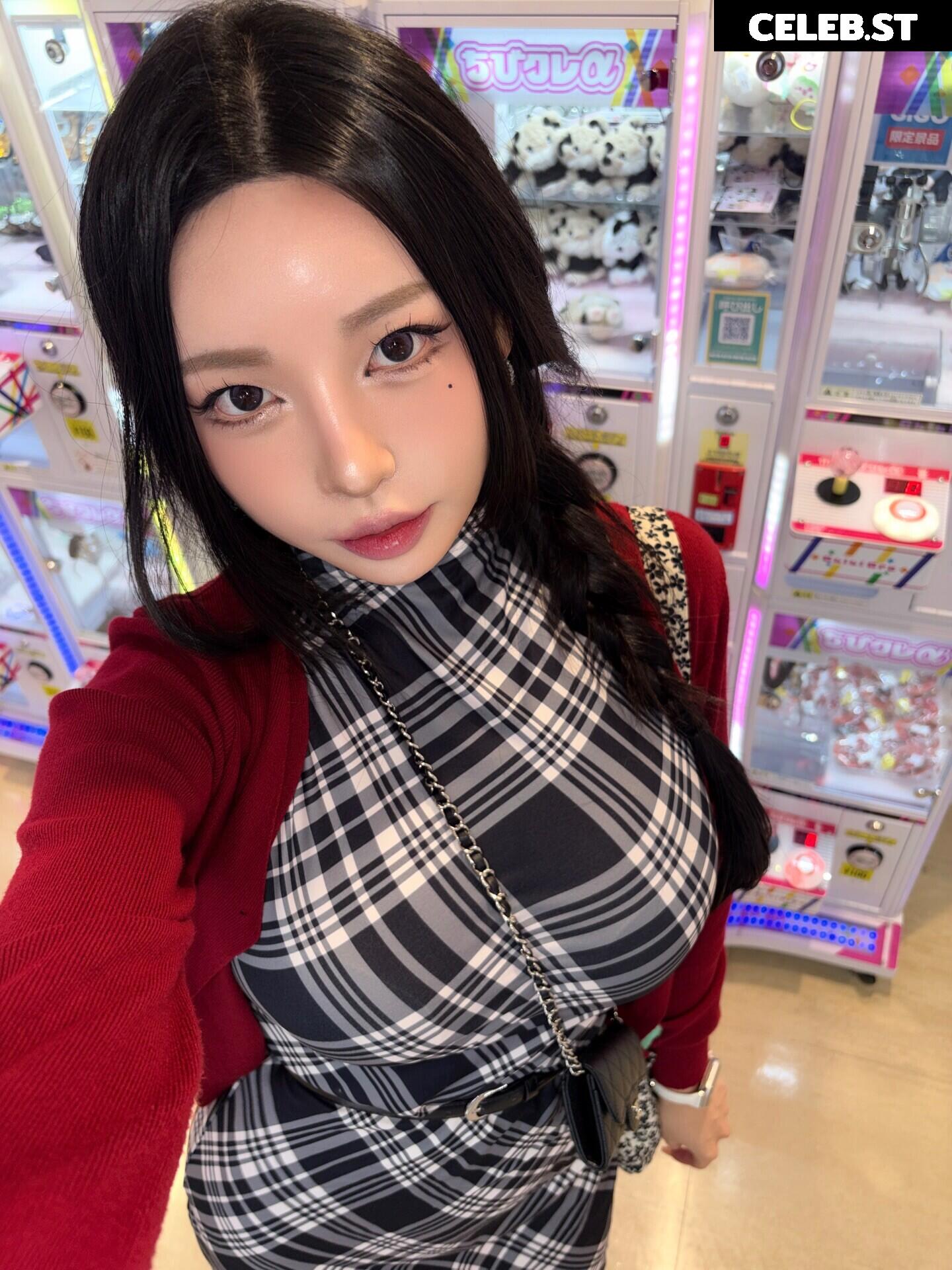 h___rvn | rvn1015 | 동그란 | Dongeuran Image 24926304