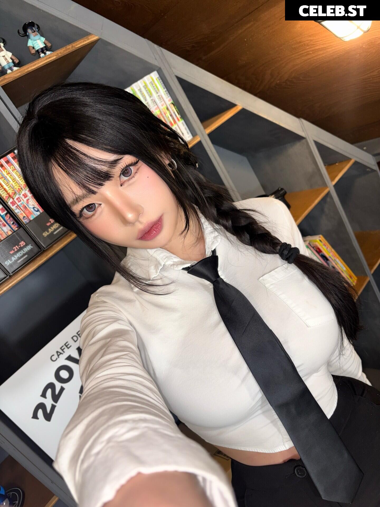 h___rvn | rvn1015 | 동그란 | Dongeuran Image 24926337