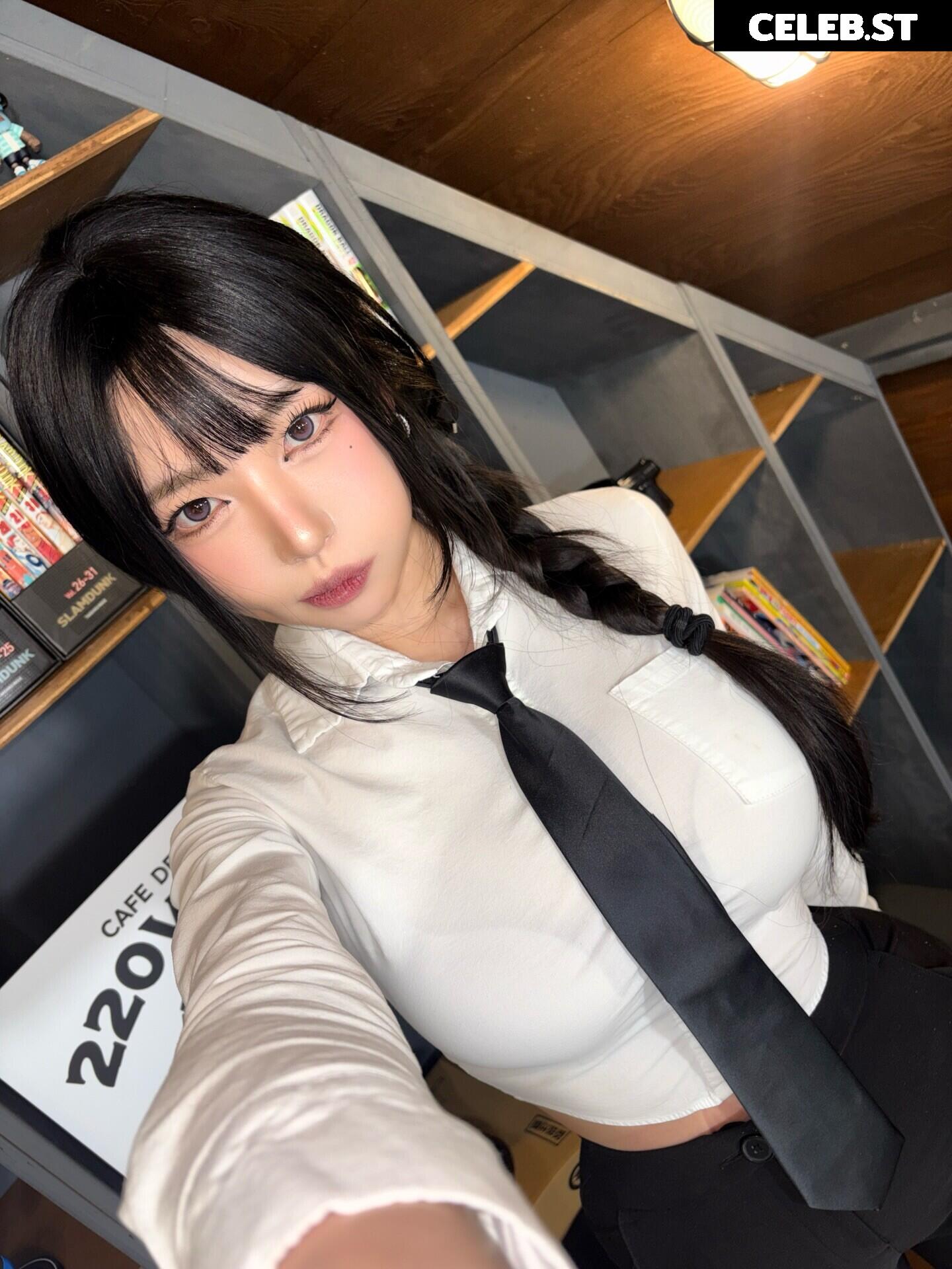h___rvn | rvn1015 | 동그란 | Dongeuran Image 24926336