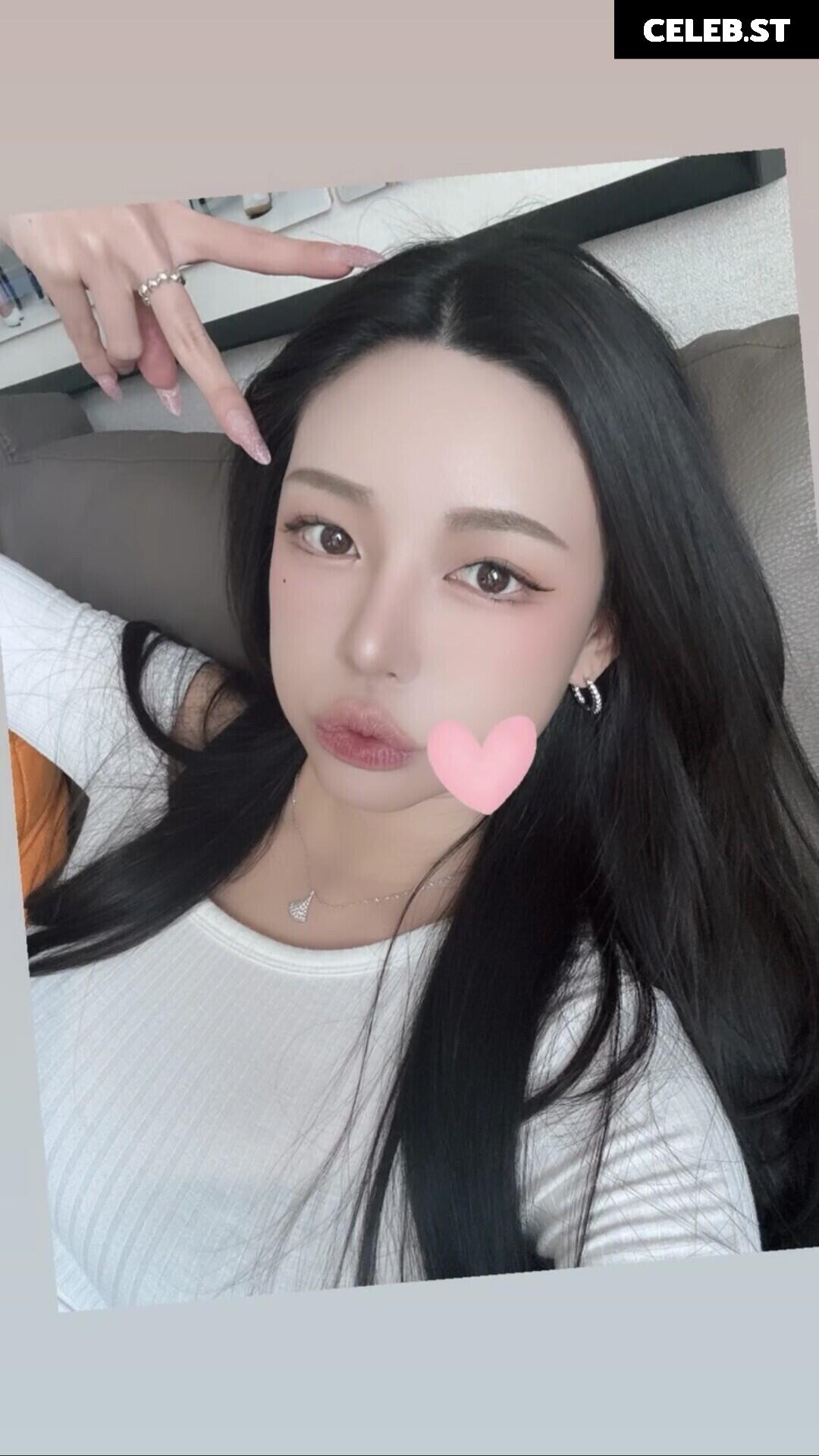 h___rvn | rvn1015 | 동그란 | Dongeuran Image 24926370