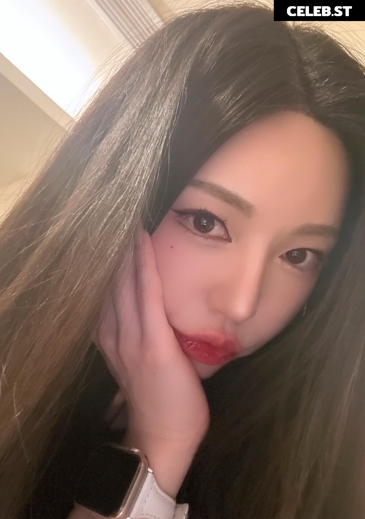 h___rvn | rvn1015 | 동그란 | Dongeuran Image 24926375