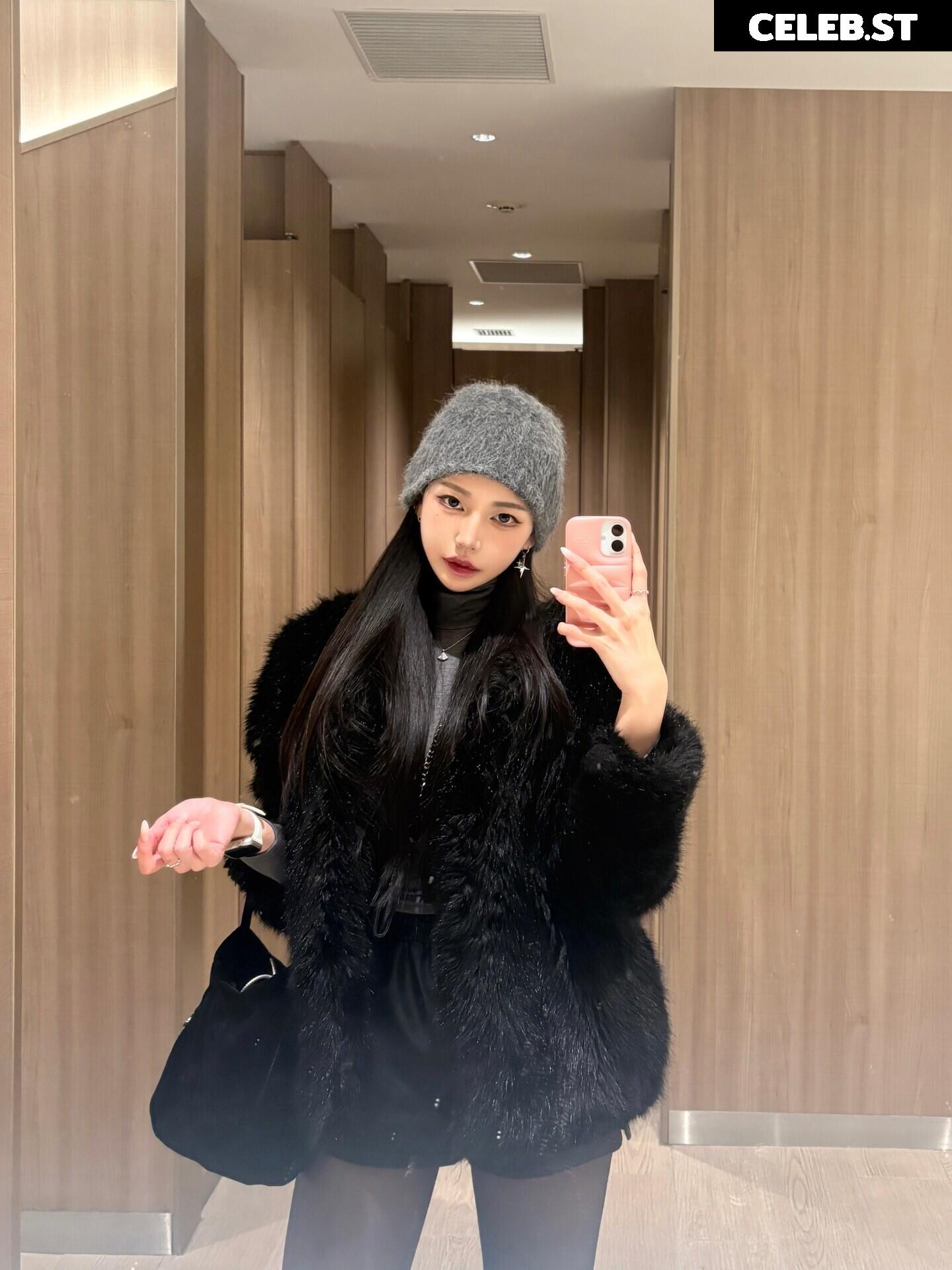 h___rvn | rvn1015 | 동그란 | Dongeuran Image 24926253