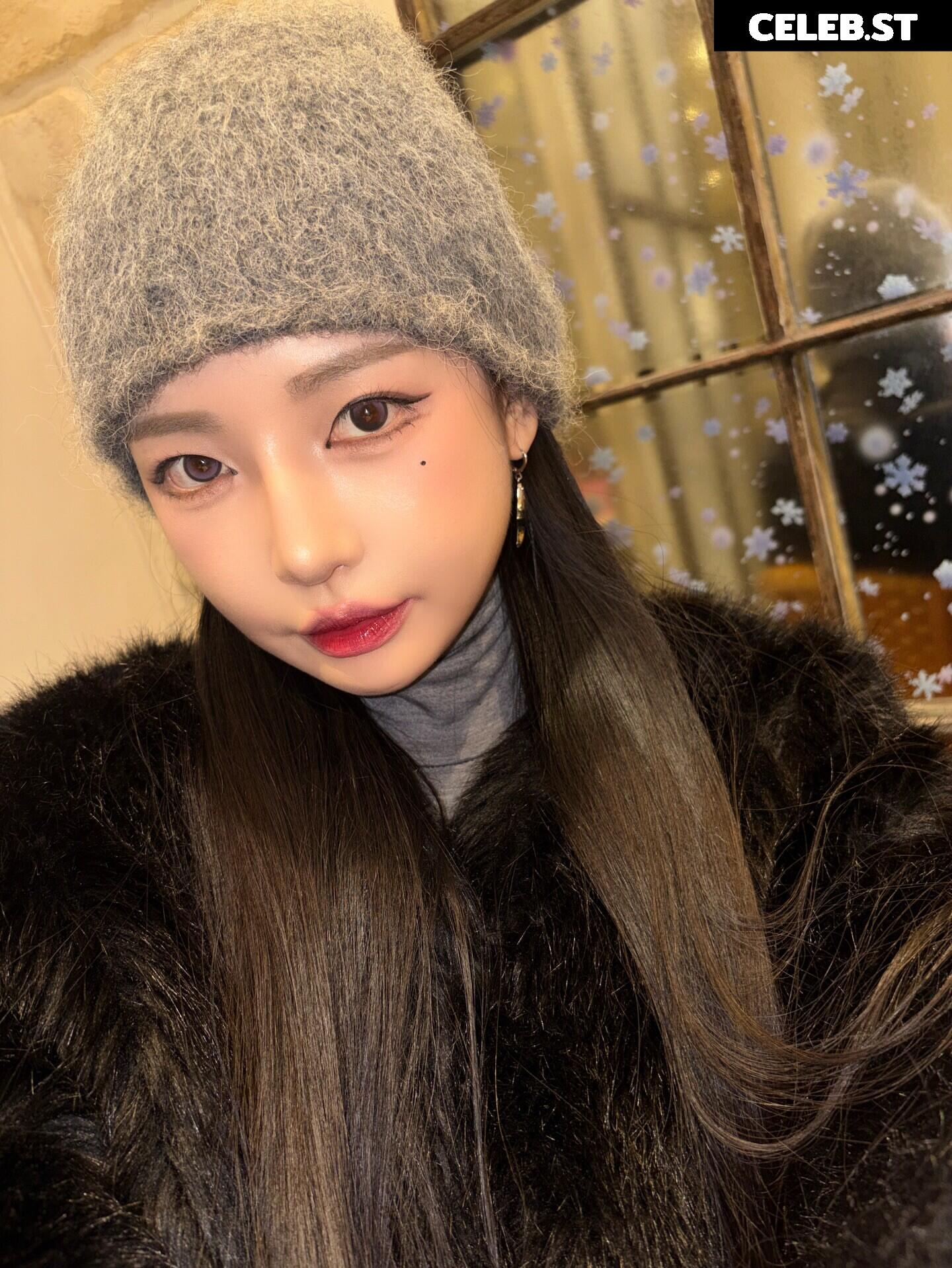 h___rvn | rvn1015 | 동그란 | Dongeuran Image 24926256