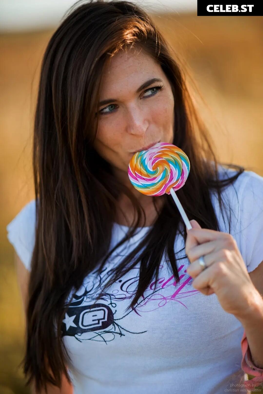 tiwipics Image 2485511