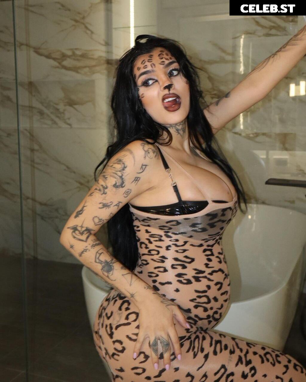 Karely Ruiz Image 24865178