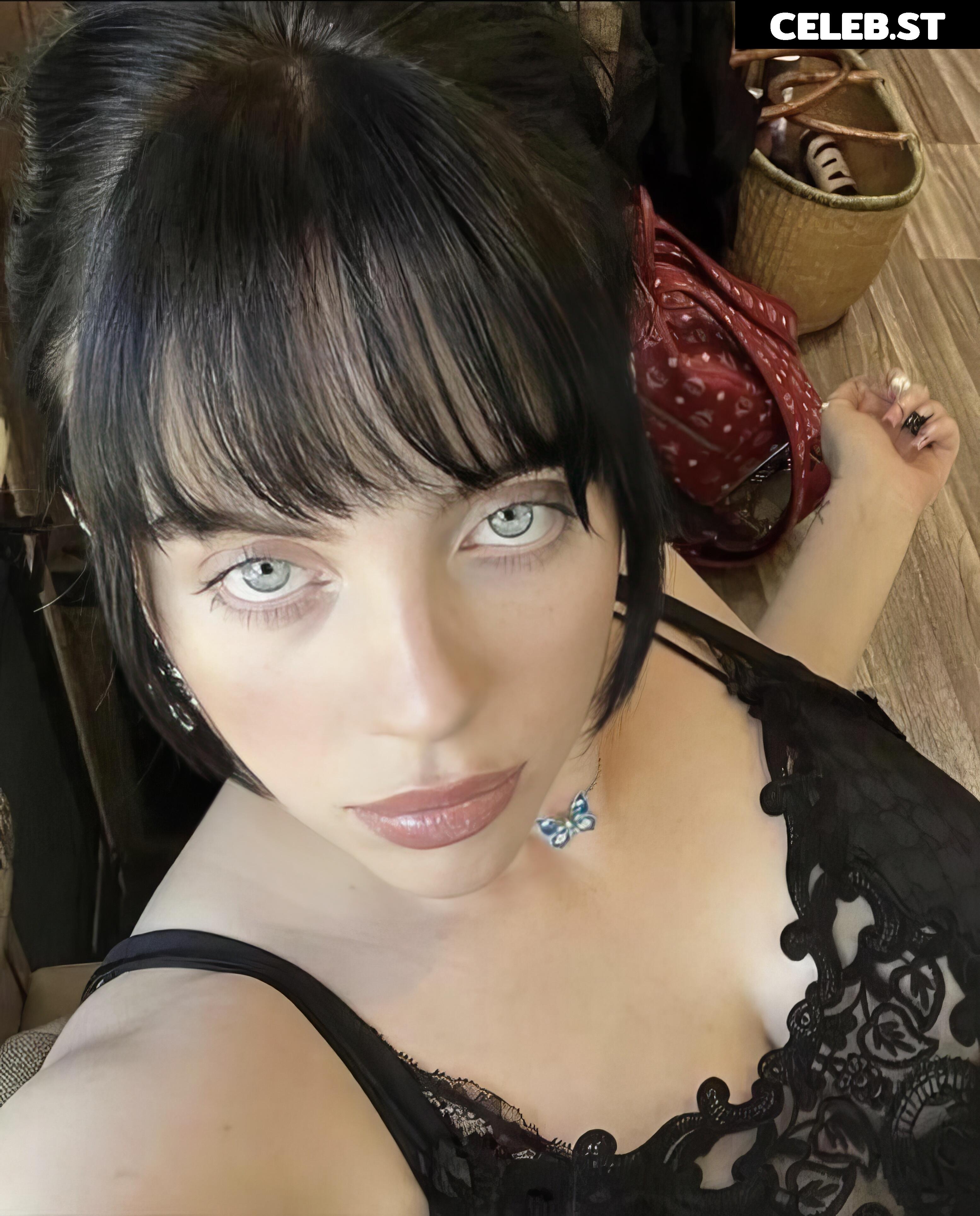 Billie Eilish Image 24875913