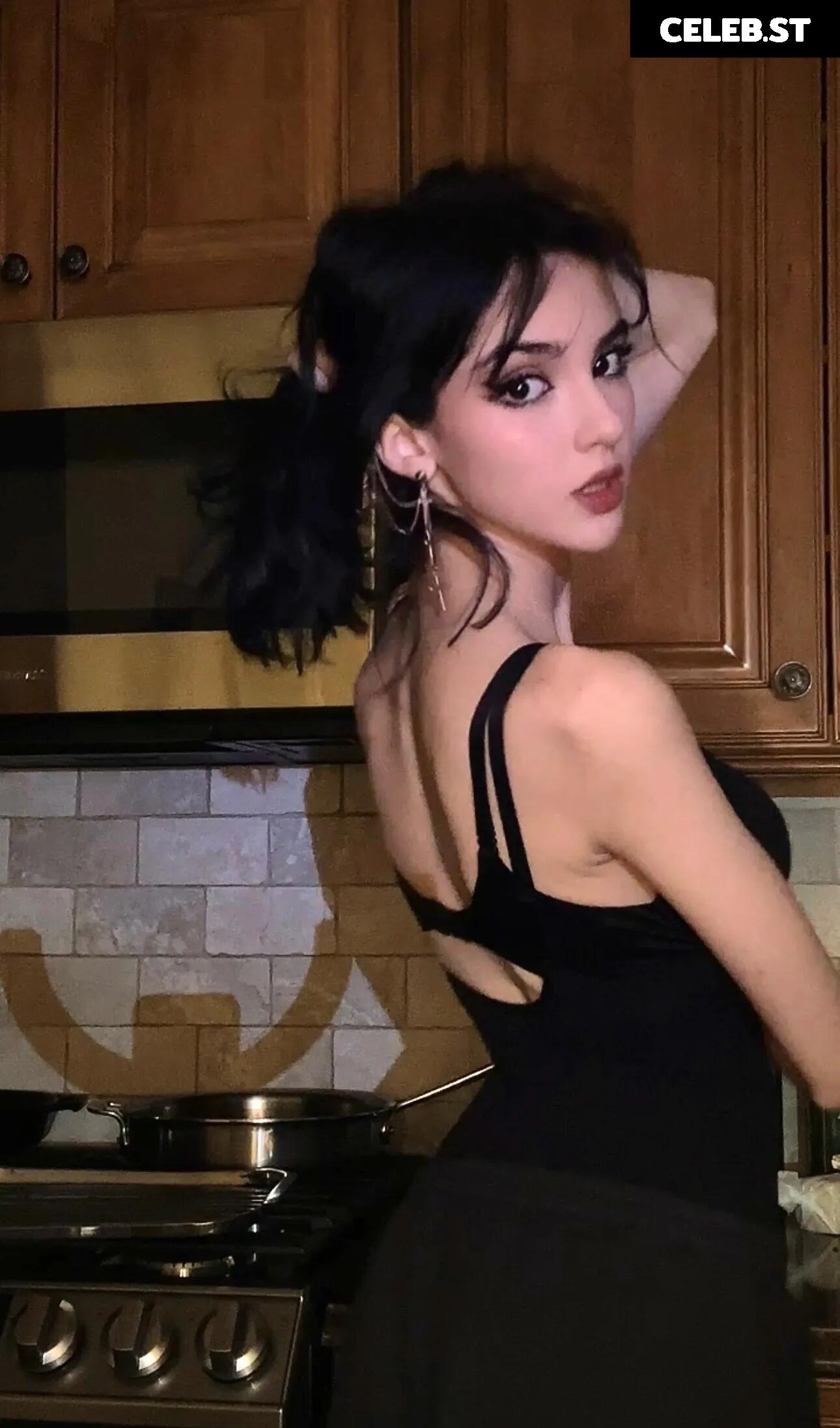Rachel Chaleff / rachelchaleff / svvvn Image 24897145