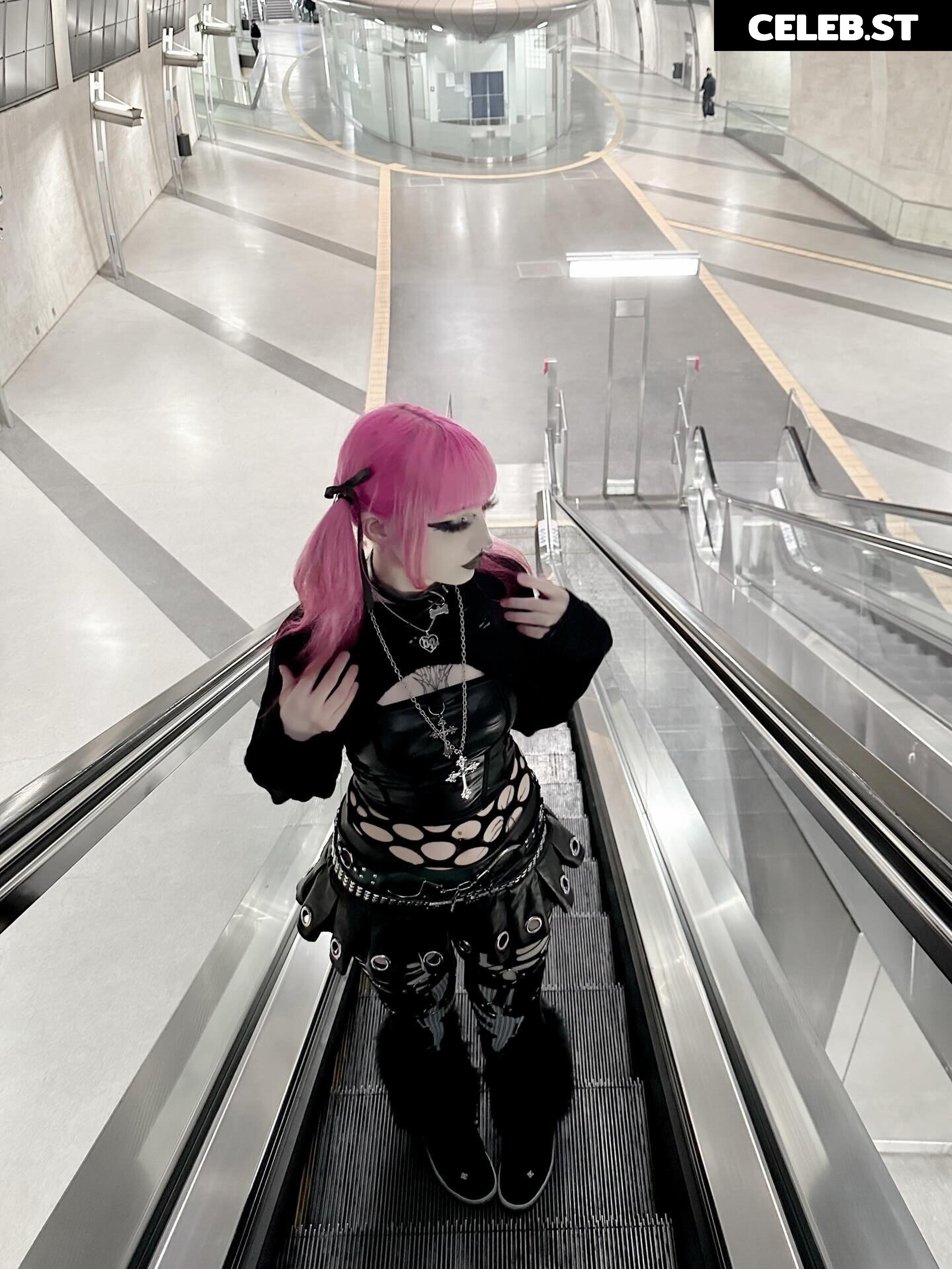 Blxxdy.Marie | StrawberryMilkshakeCos Image 24769915