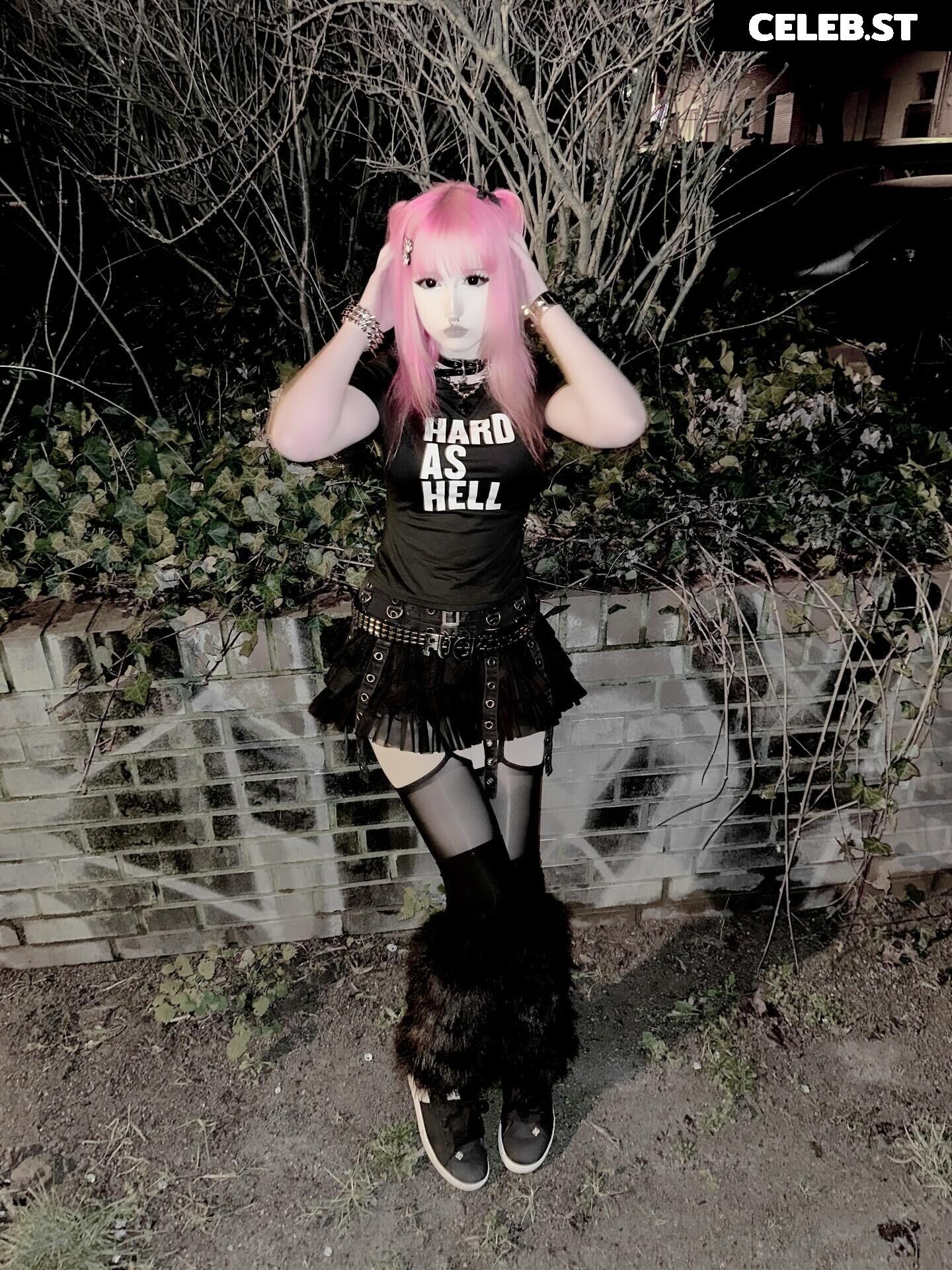 Blxxdy.Marie | StrawberryMilkshakeCos Image 24769954