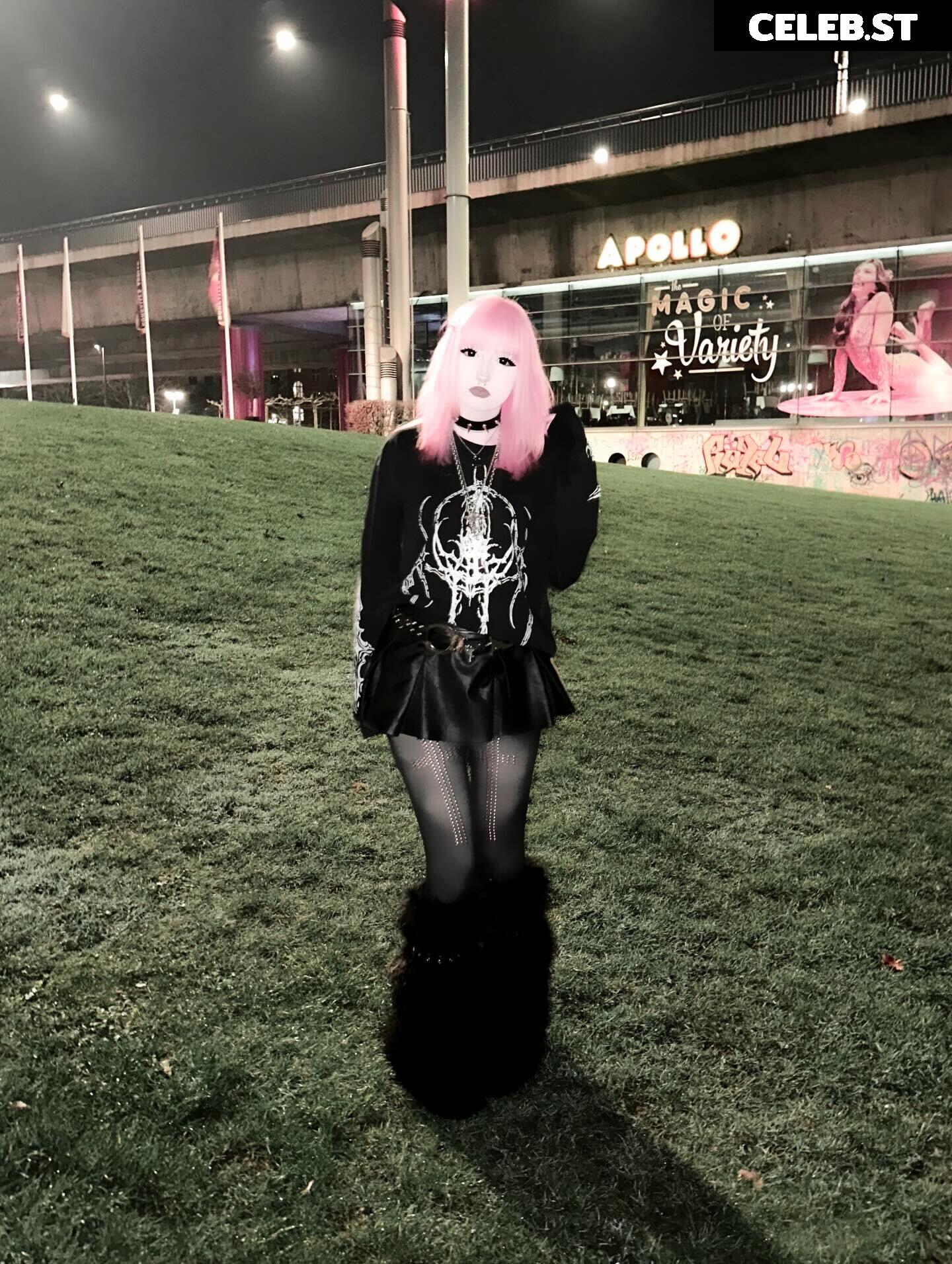 Blxxdy.Marie | StrawberryMilkshakeCos Image 24769940