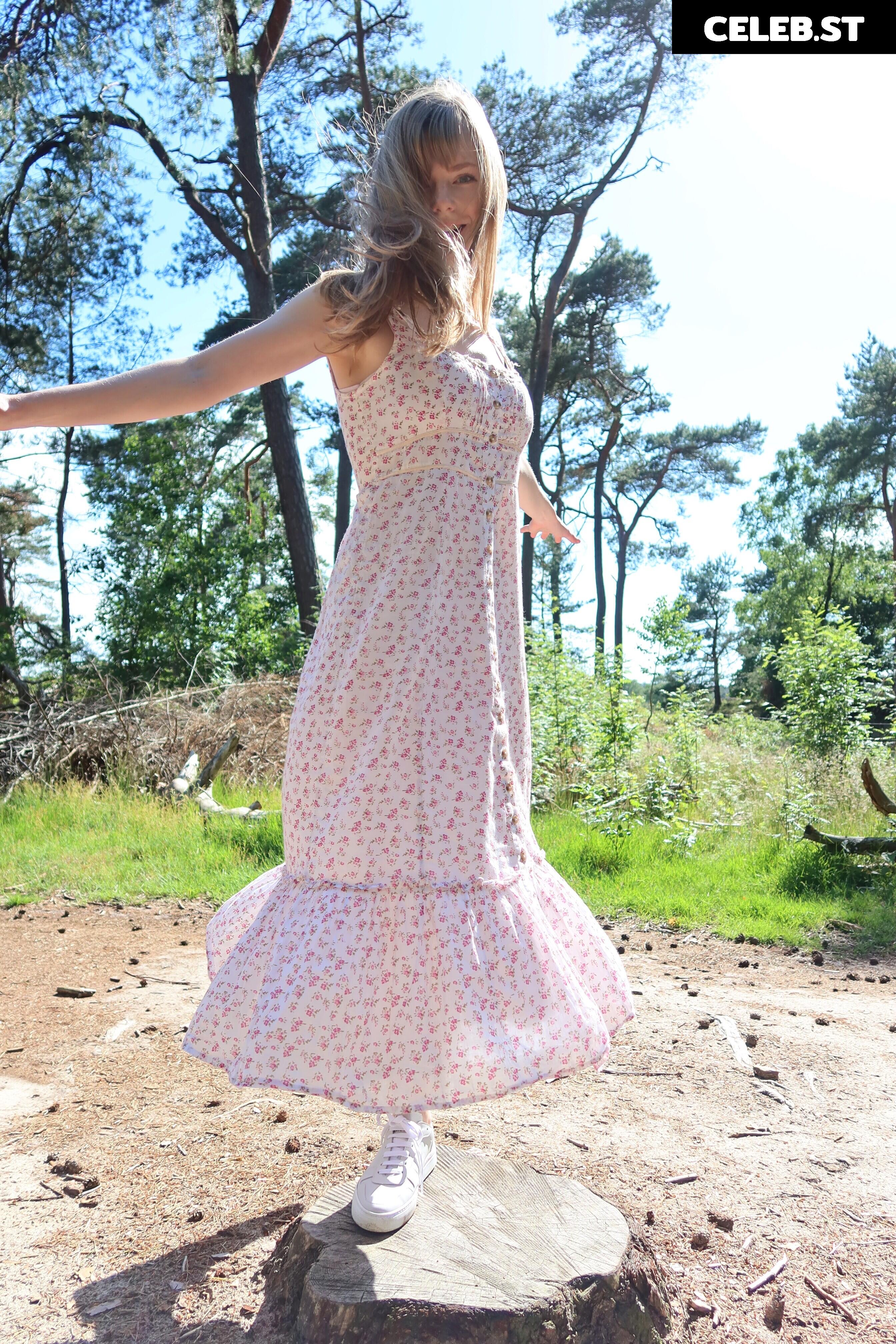 Ella Freya Image 24718168