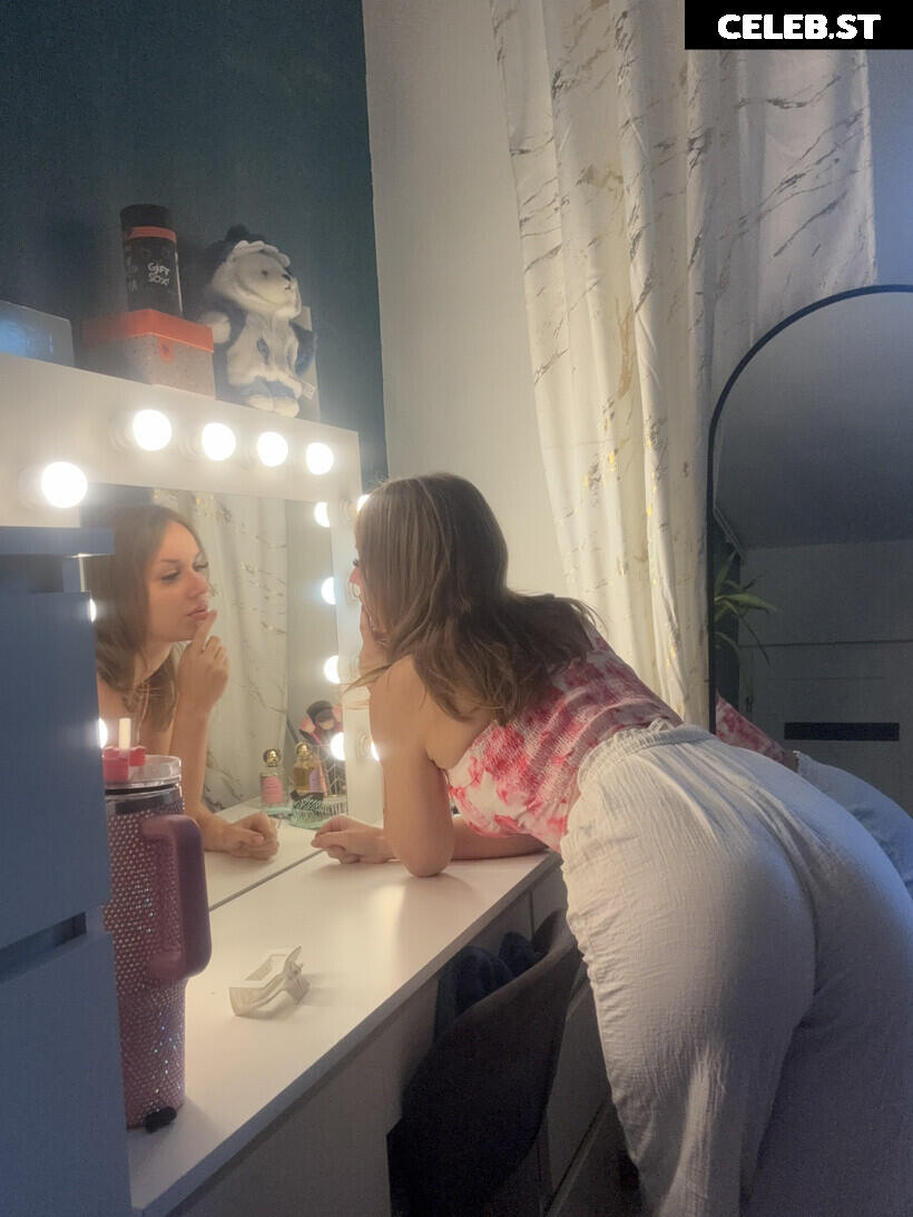 _Aneczkaa_05 Image 24717920