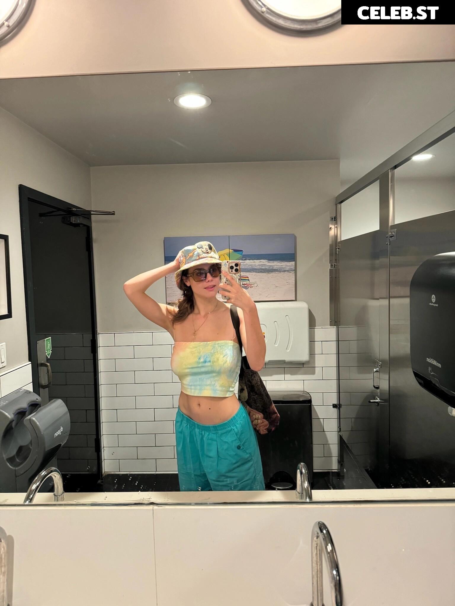 Michelle Ellyse Schlaman Image 24713648