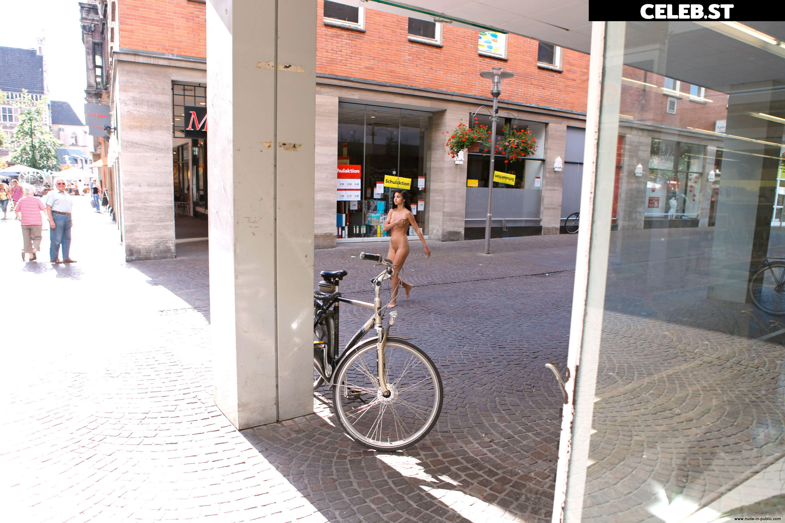 Nika Nikola Image 2470098