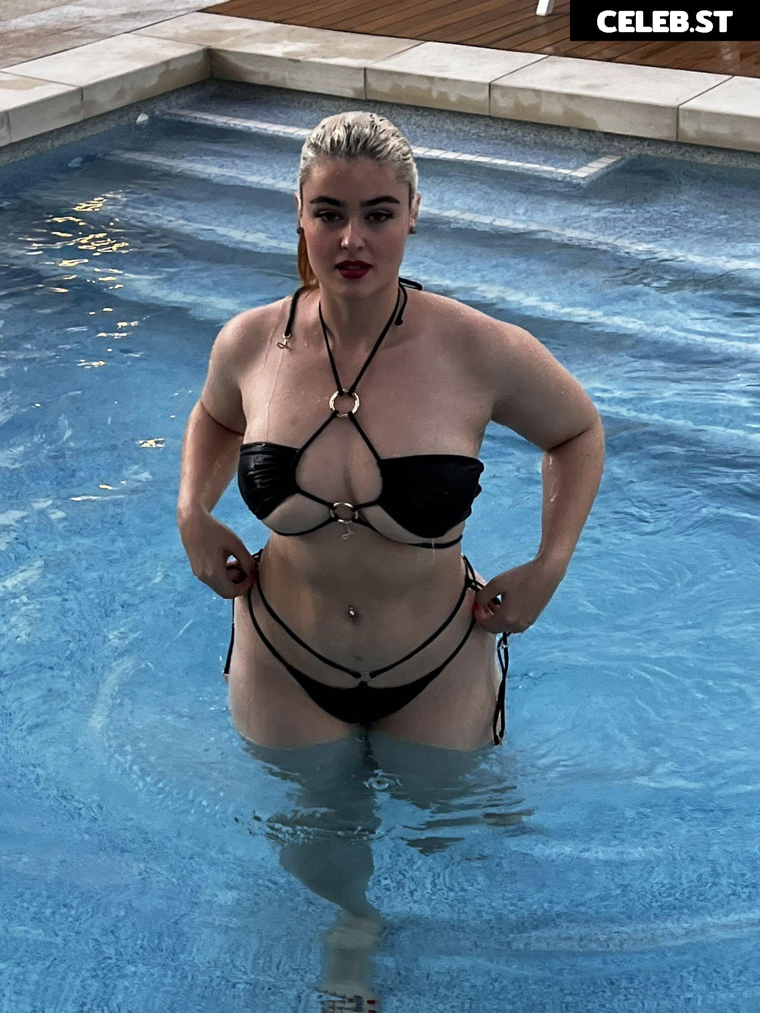 Stefania Ferrario Image 24655338
