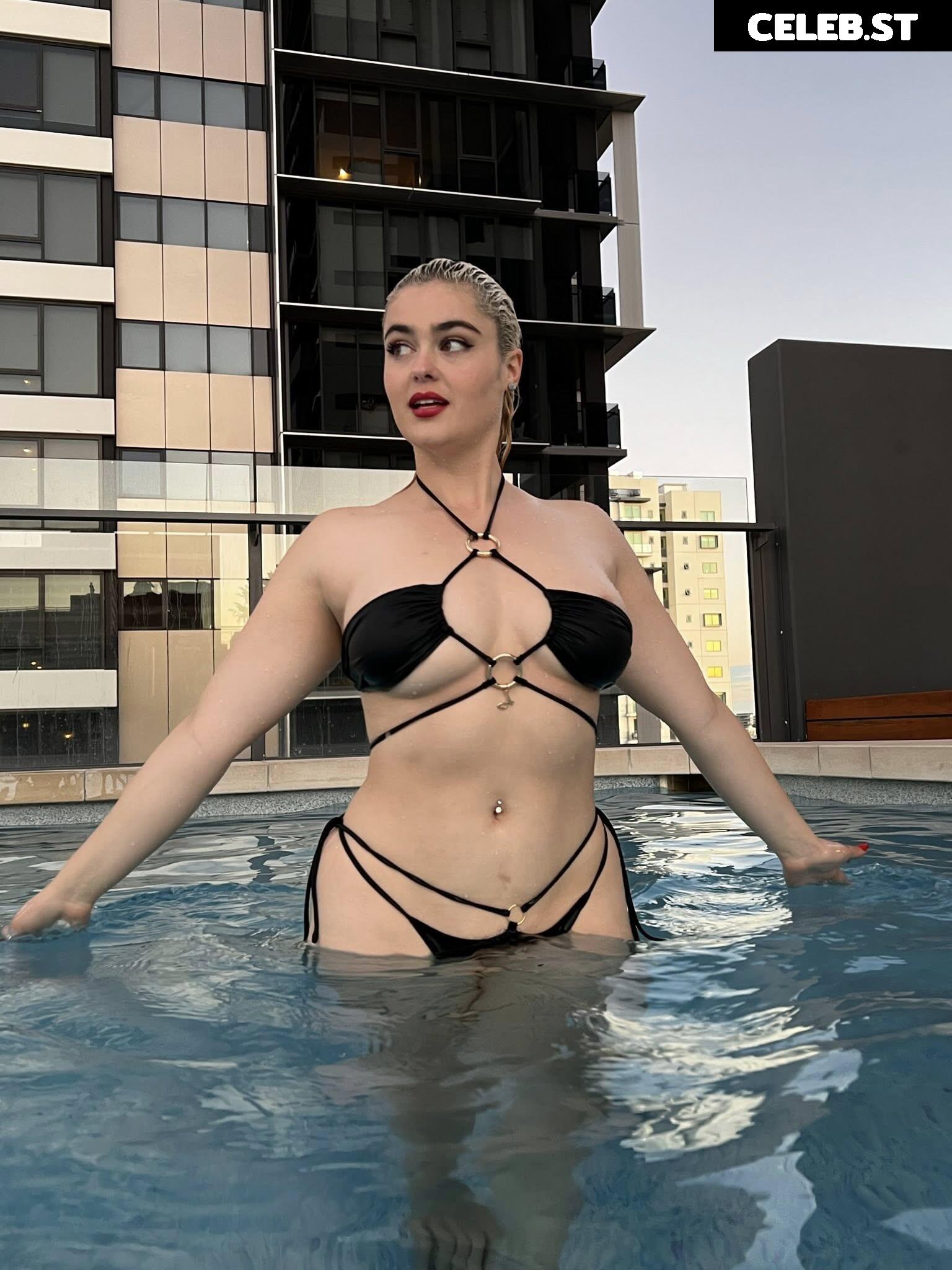 Stefania Ferrario Image 24655346