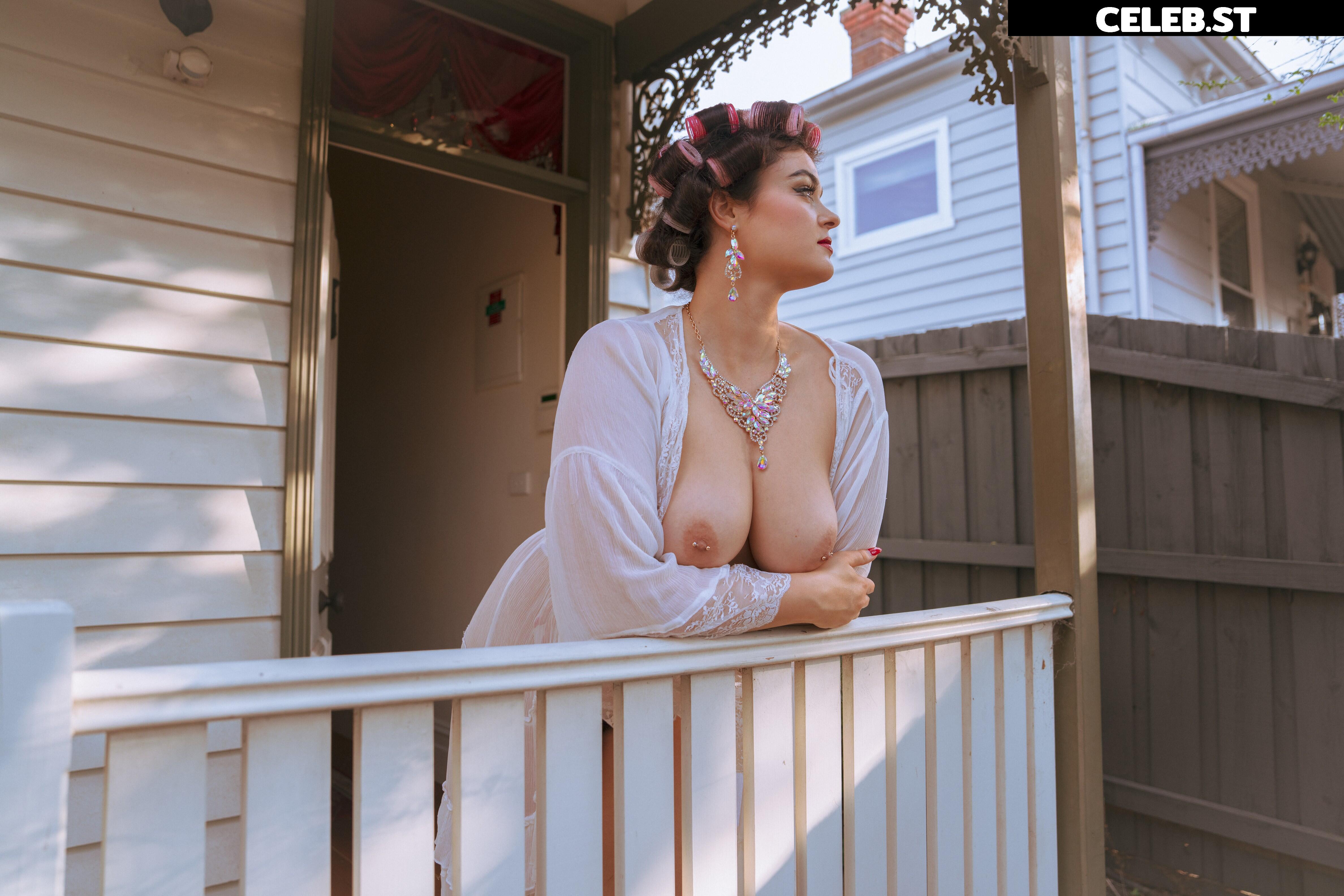 Stefania Ferrario Image 24654776
