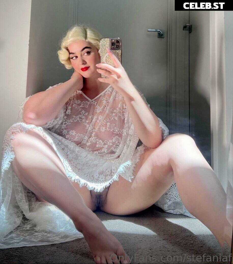 Stefania Ferrario Image 24654108