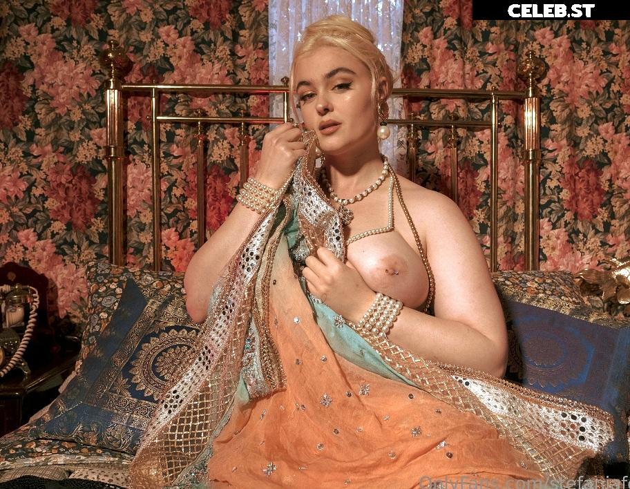 Stefania Ferrario Image 24654014
